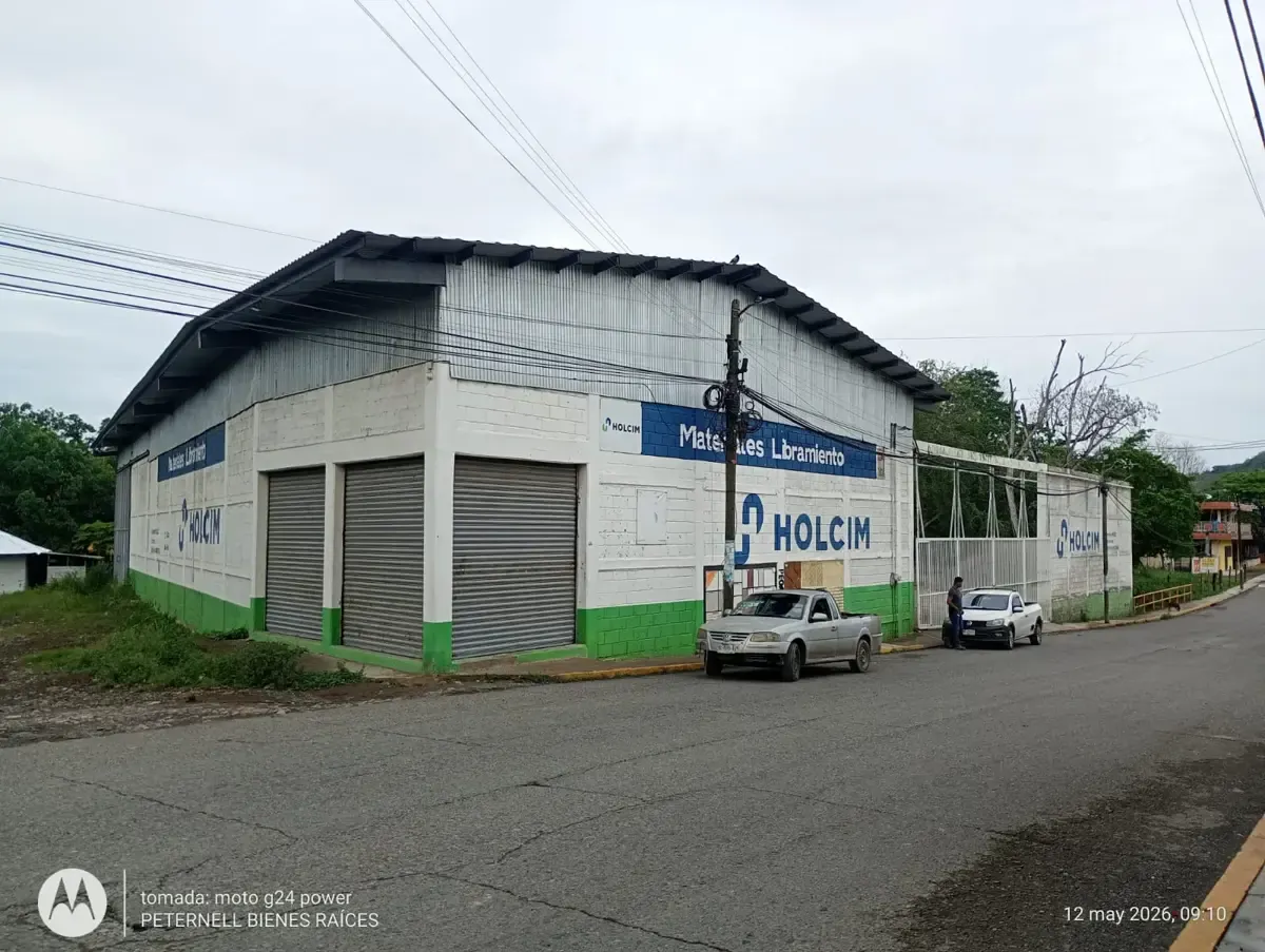 Local Comercial Spot2