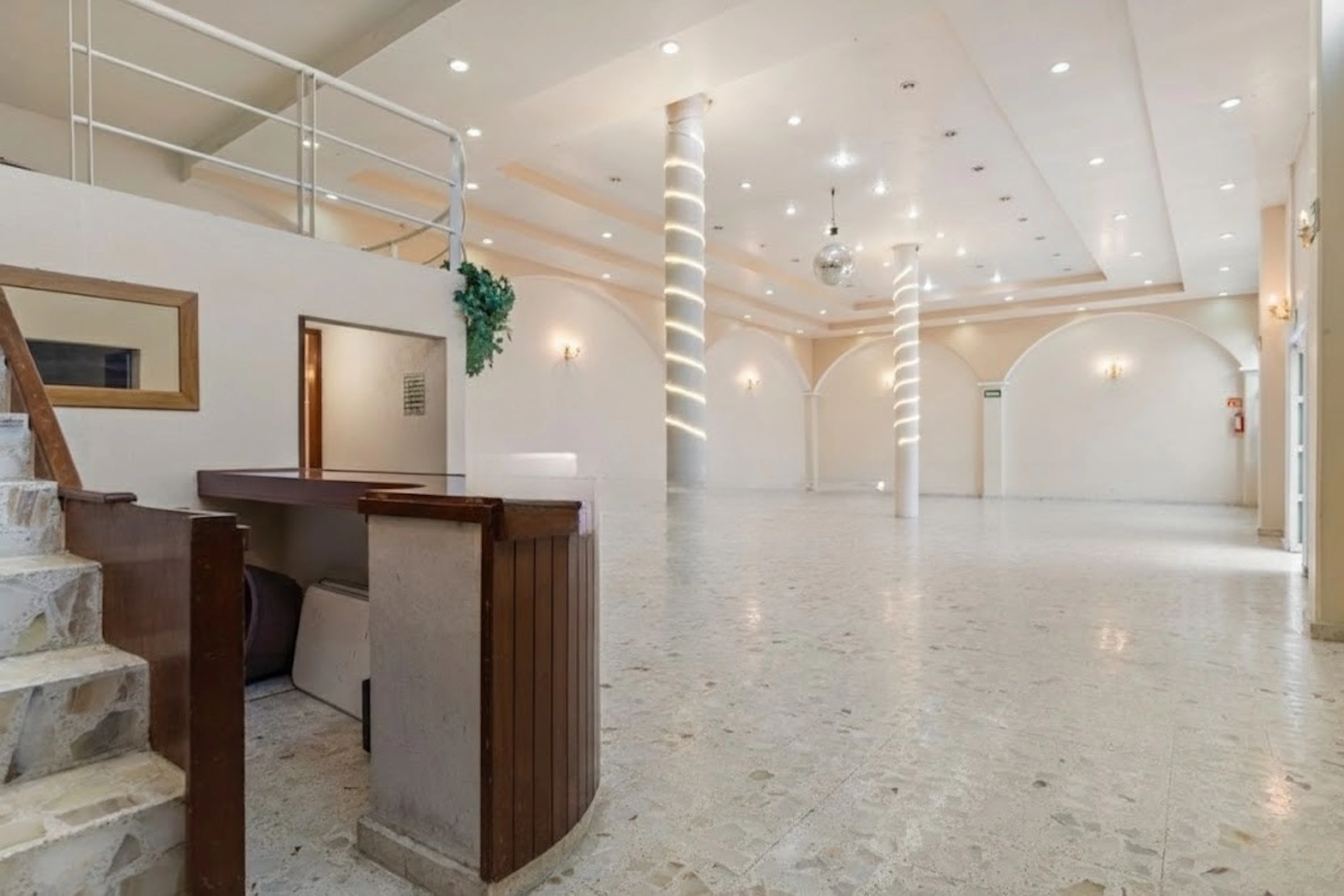 Local Comercial Spot2