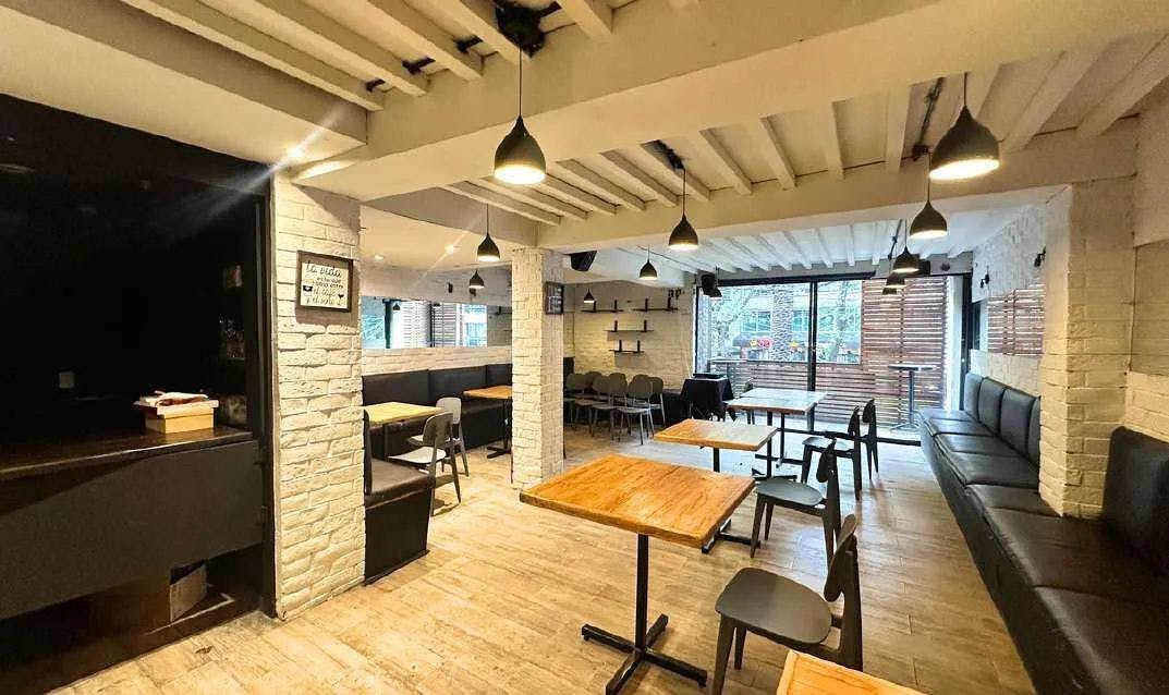 Local Comercial Spot2