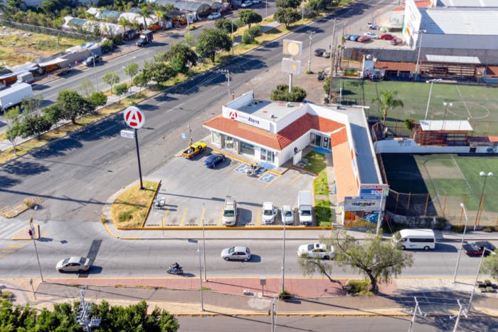 Local Comercial Spot2