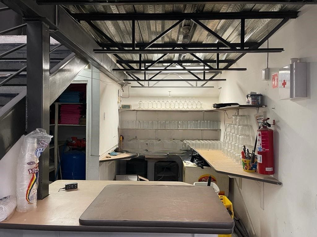 Local Comercial Spot2