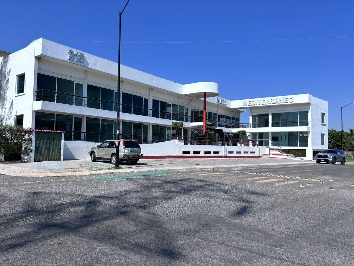 Local Comercial Spot2