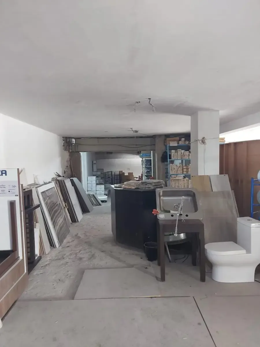 Local Comercial Spot2