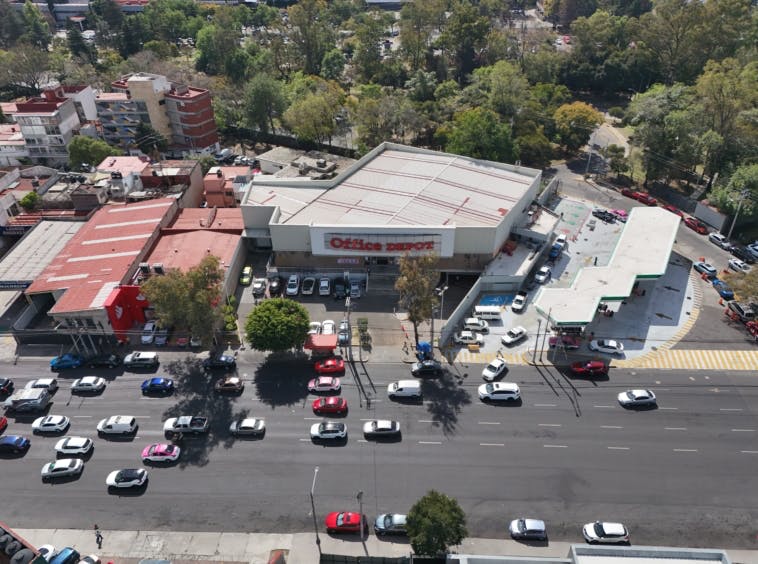 Local Comercial Spot2