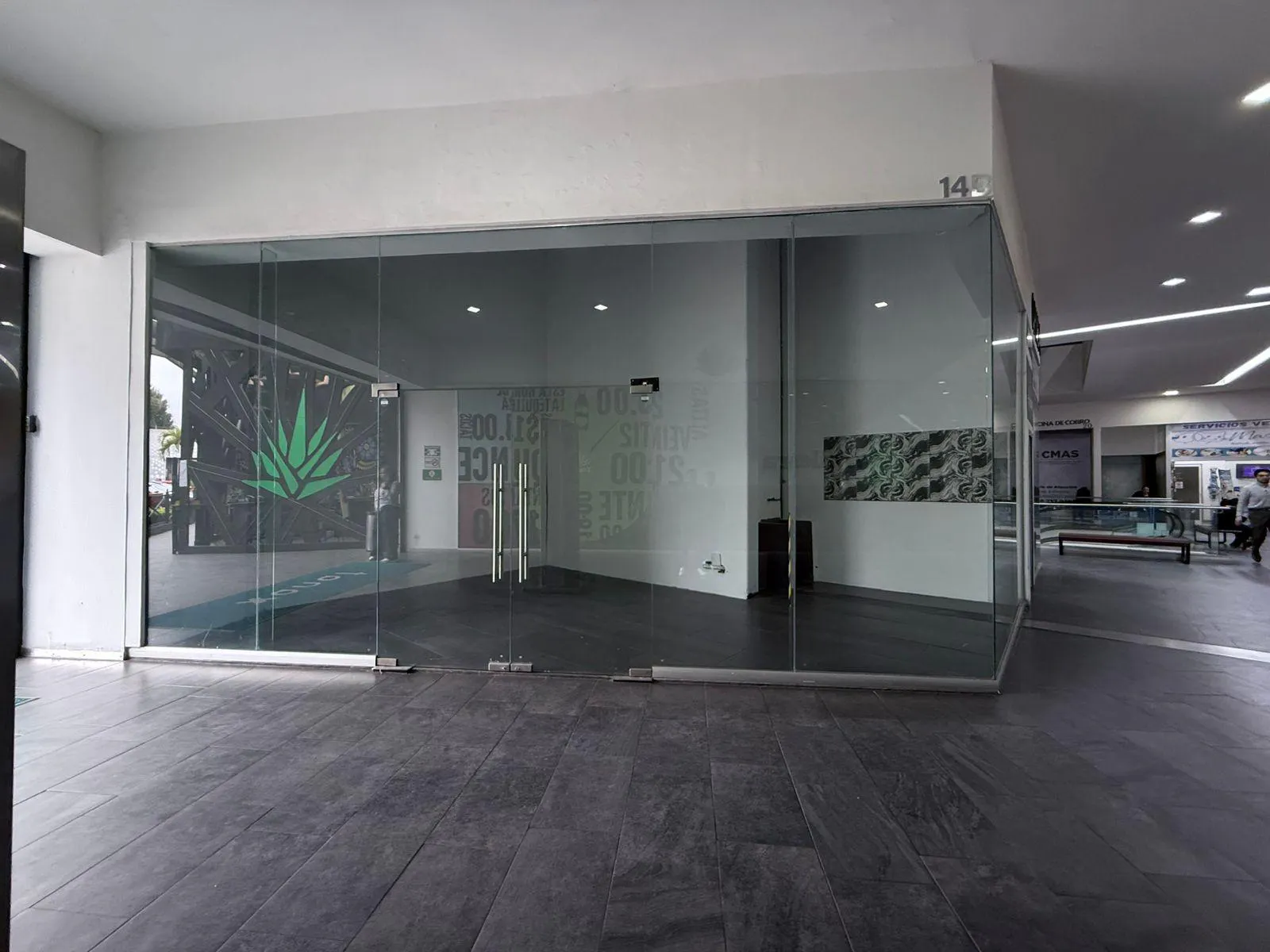Local Comercial Spot2