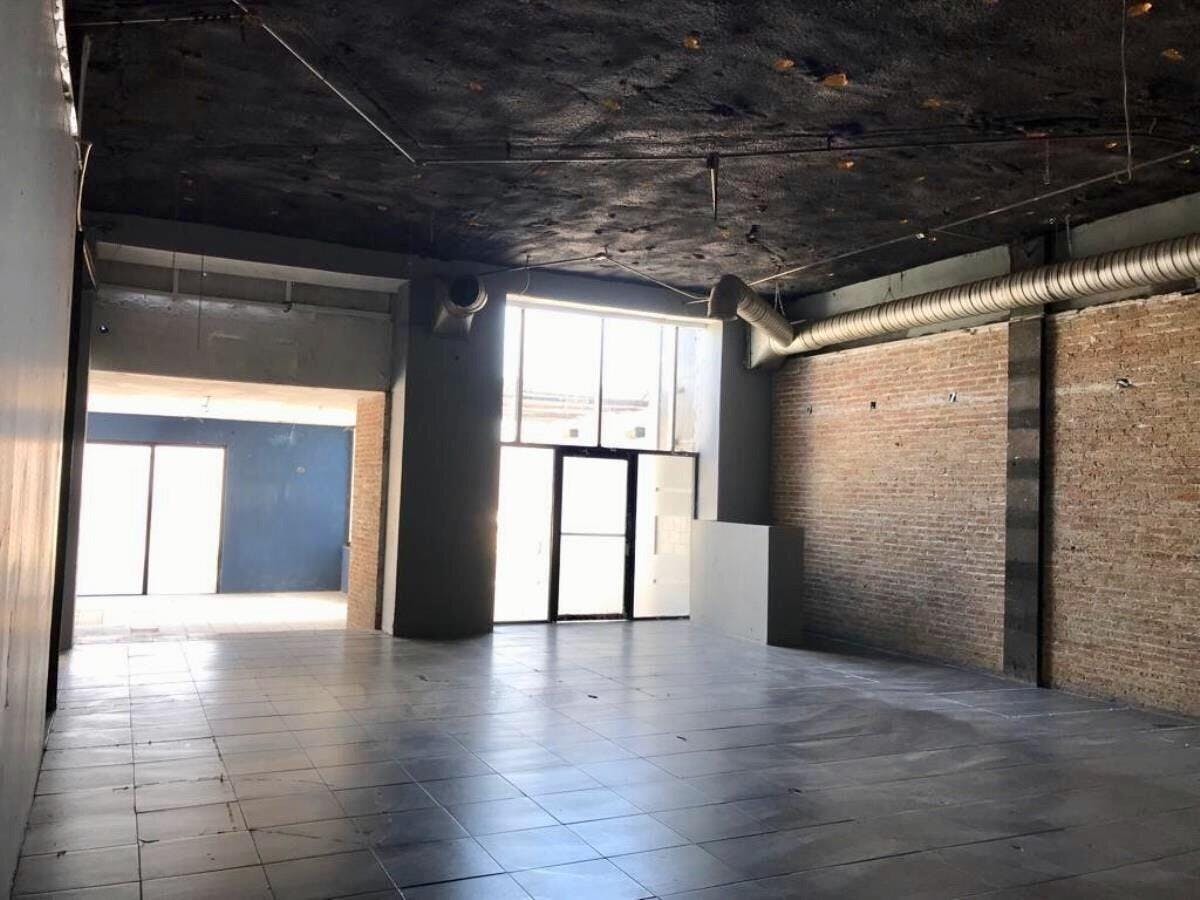 Local Comercial Spot2