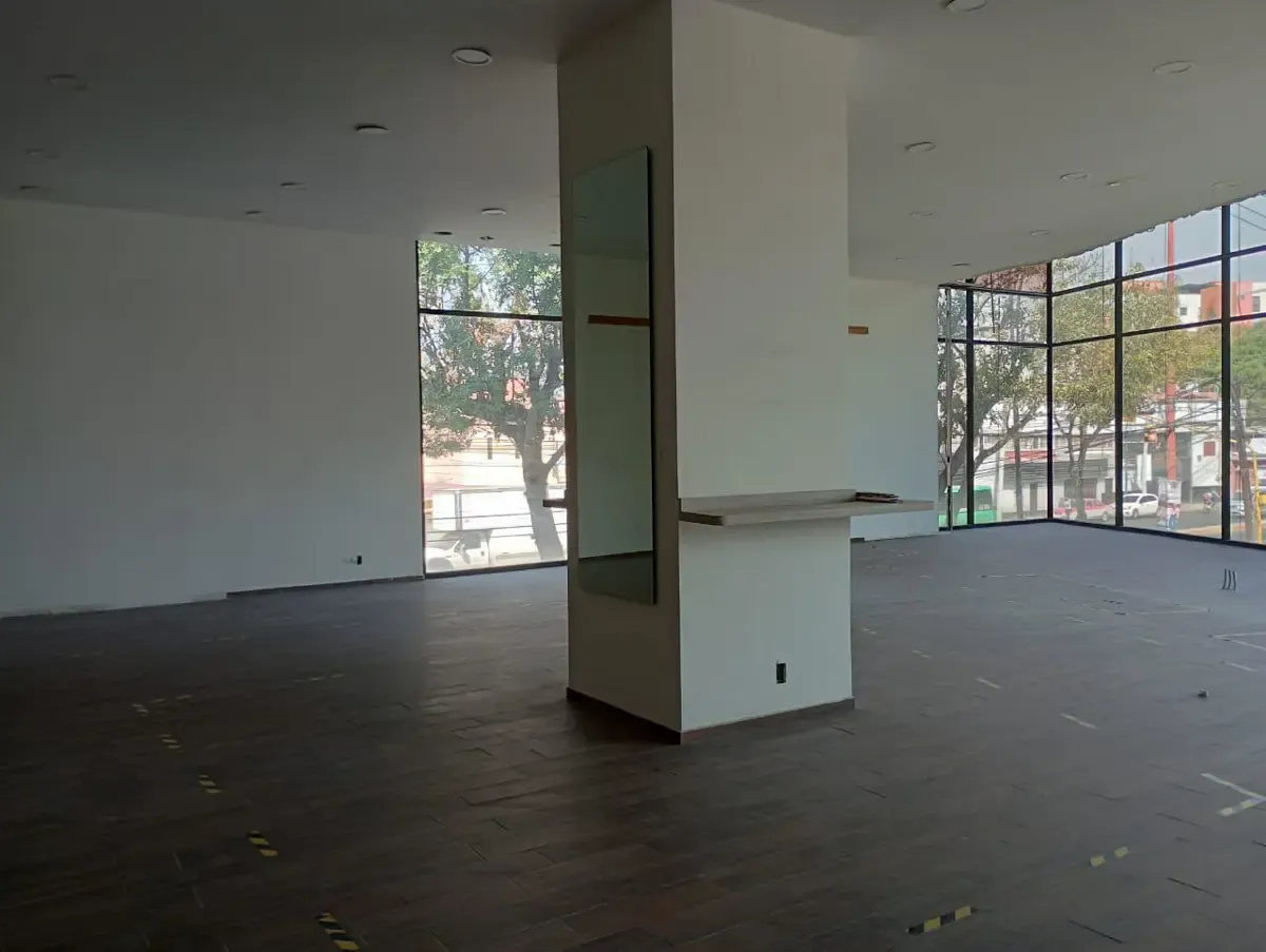 Local Comercial Spot2