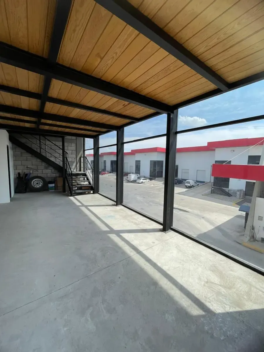 Local Comercial Spot2
