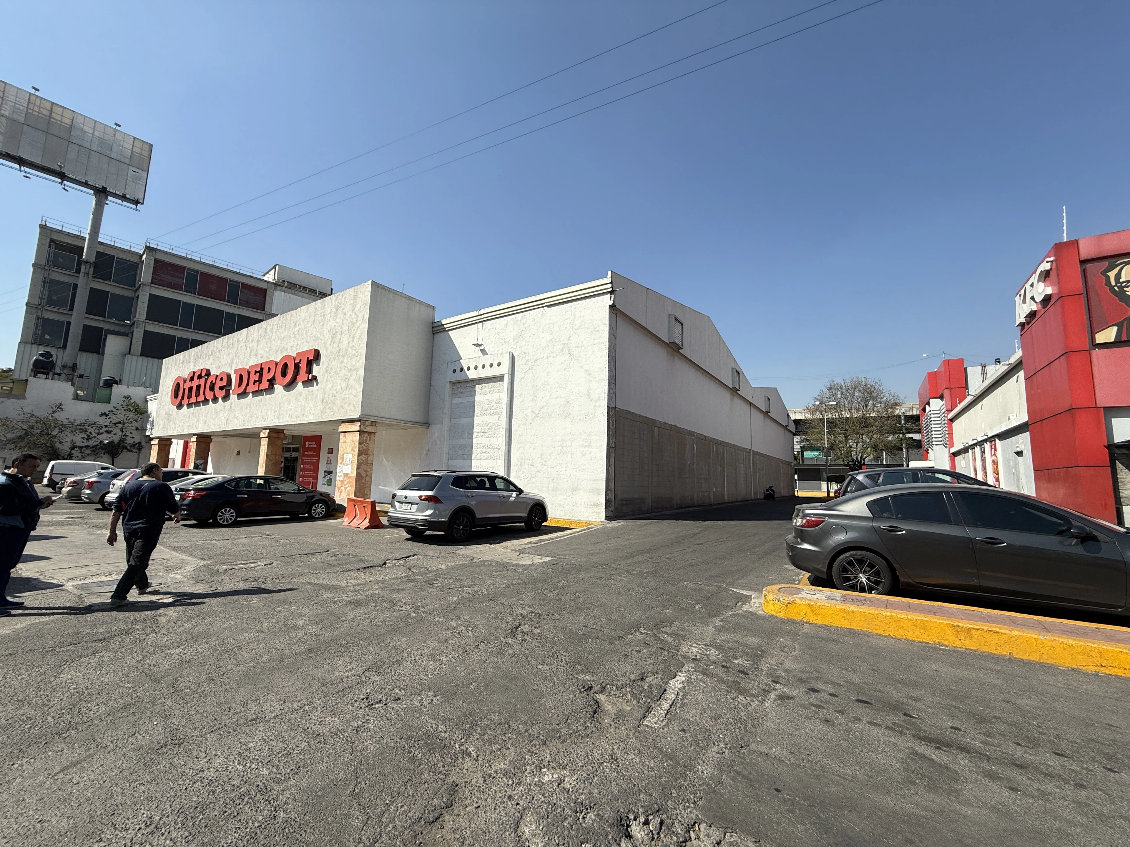 Local Comercial Spot2