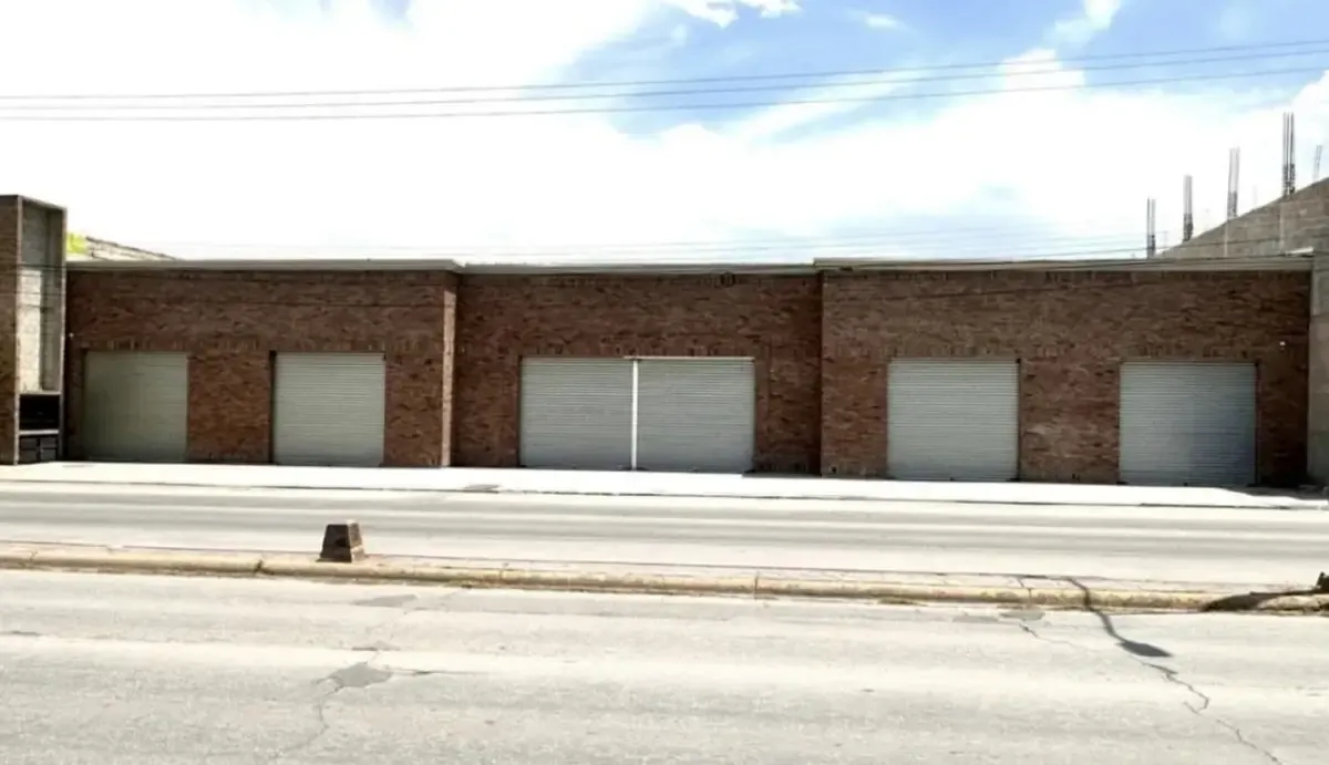 Local Comercial Spot2
