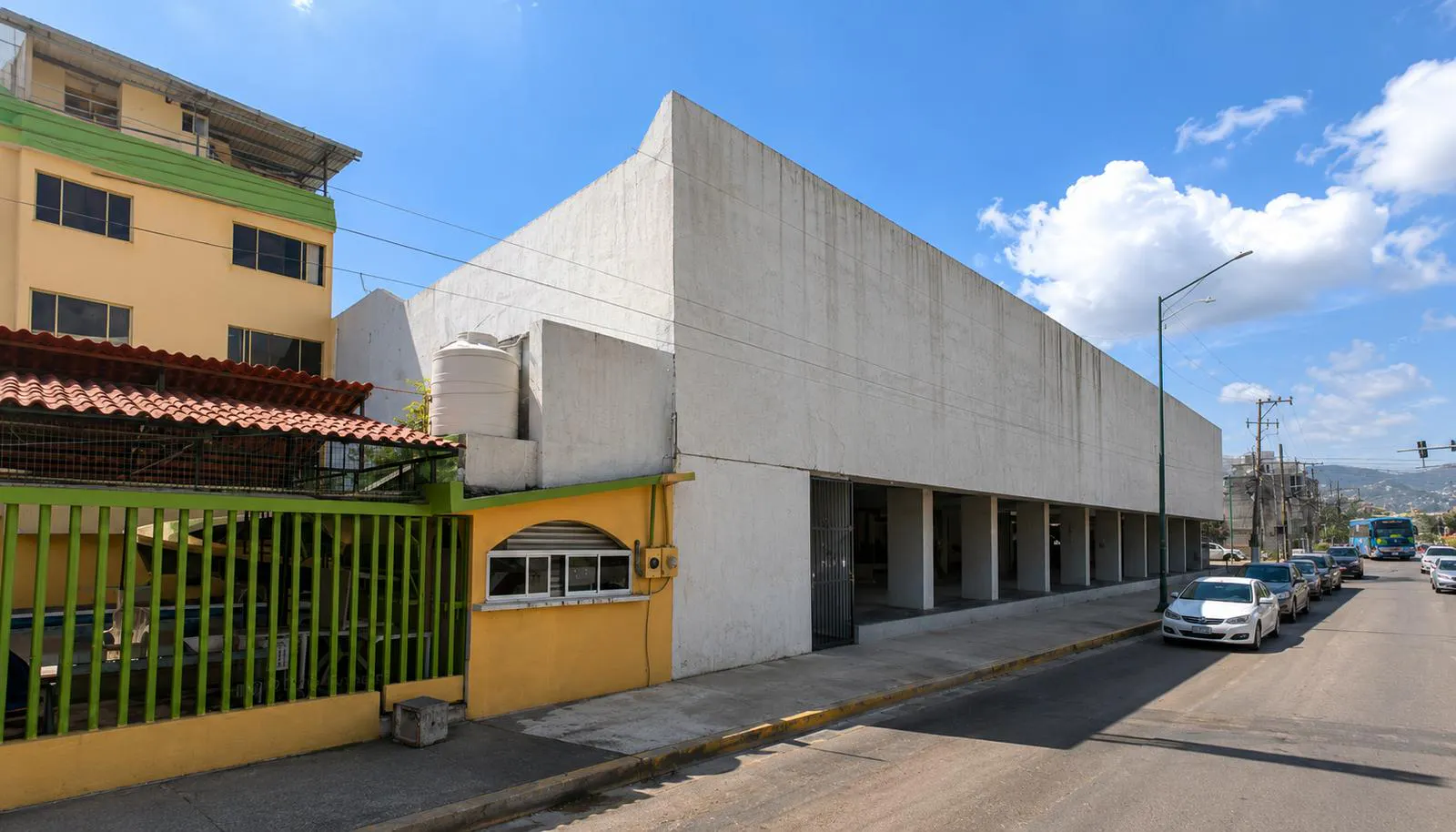 Local Comercial Spot2