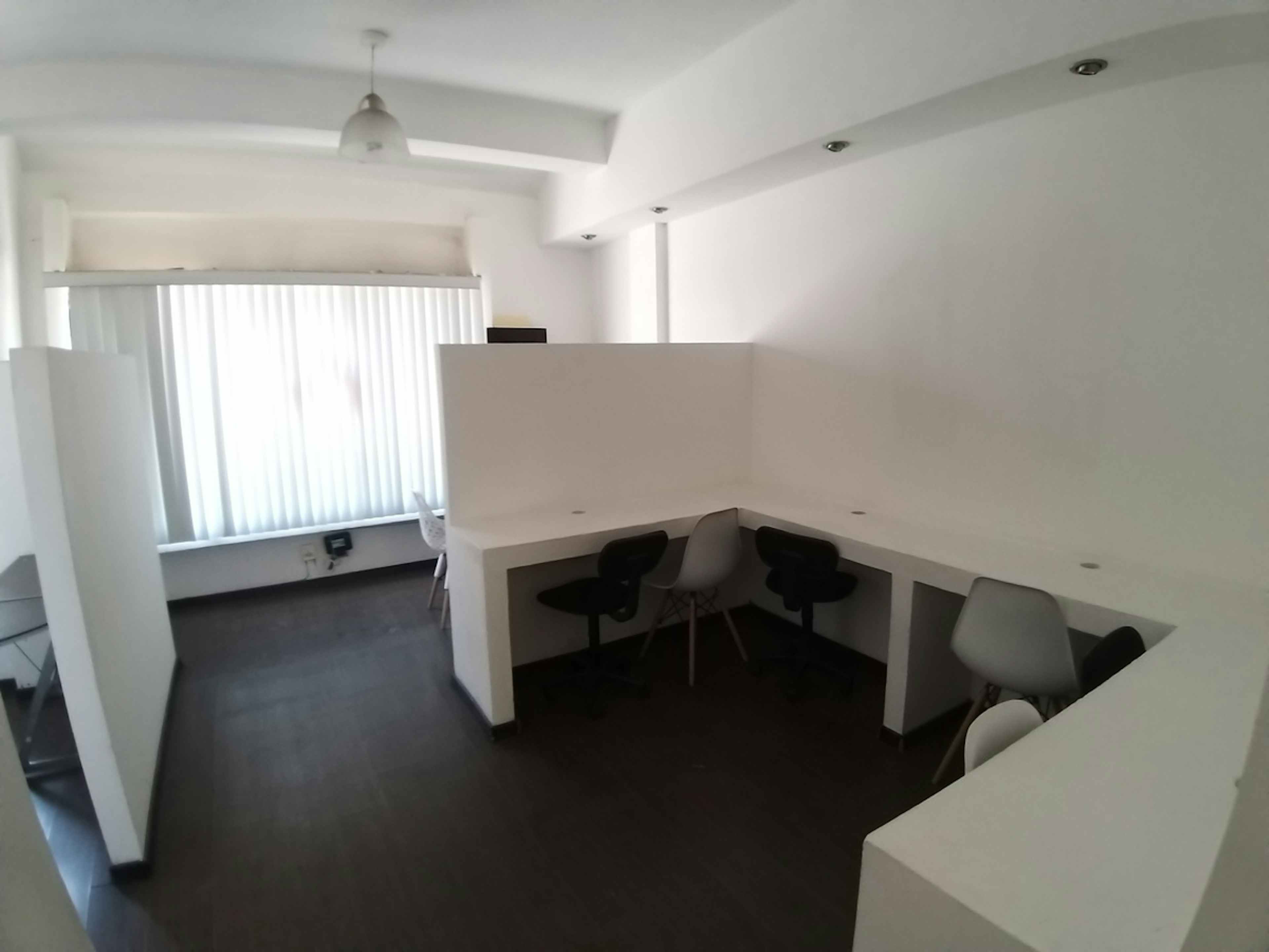 Avenida 5 De Febrero 505