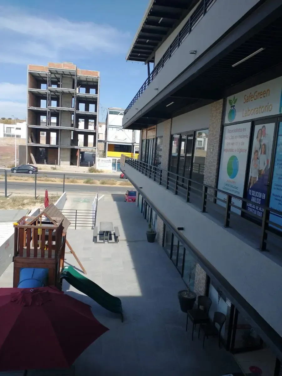 Local Comercial Spot2
