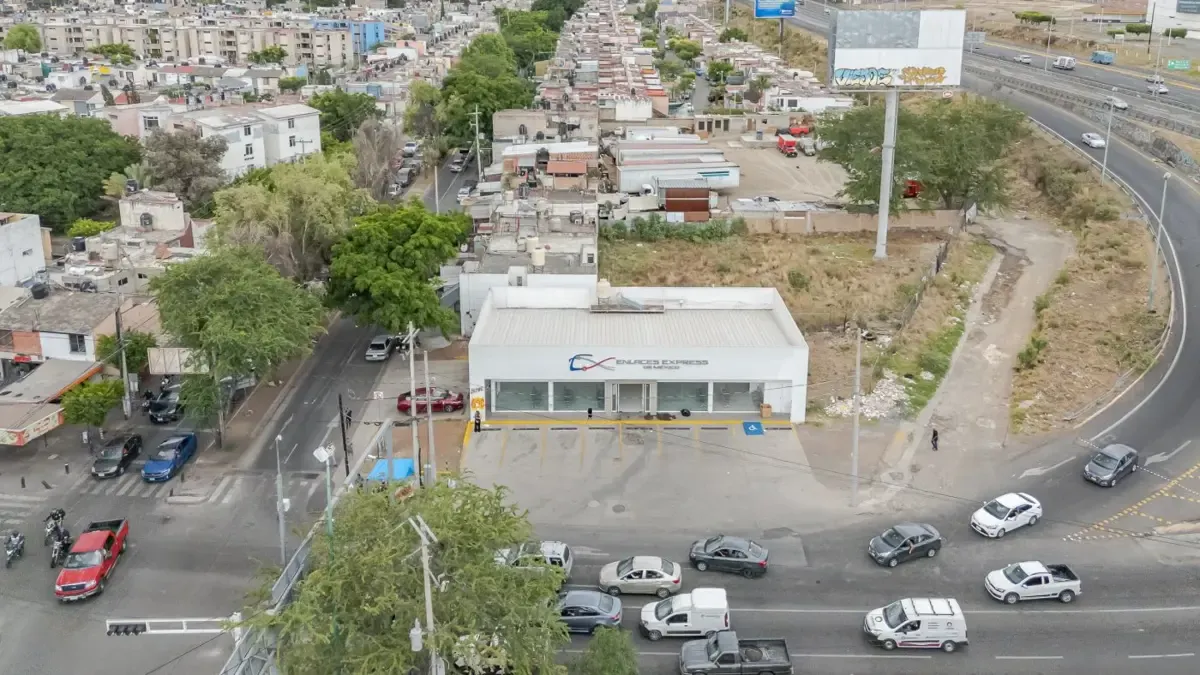 Local Comercial Spot2