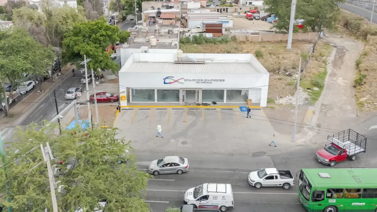 Local Comercial Spot2
