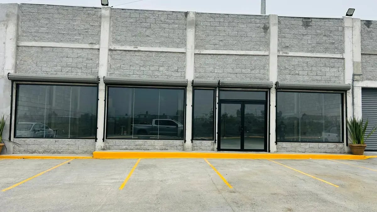 Local Comercial Spot2