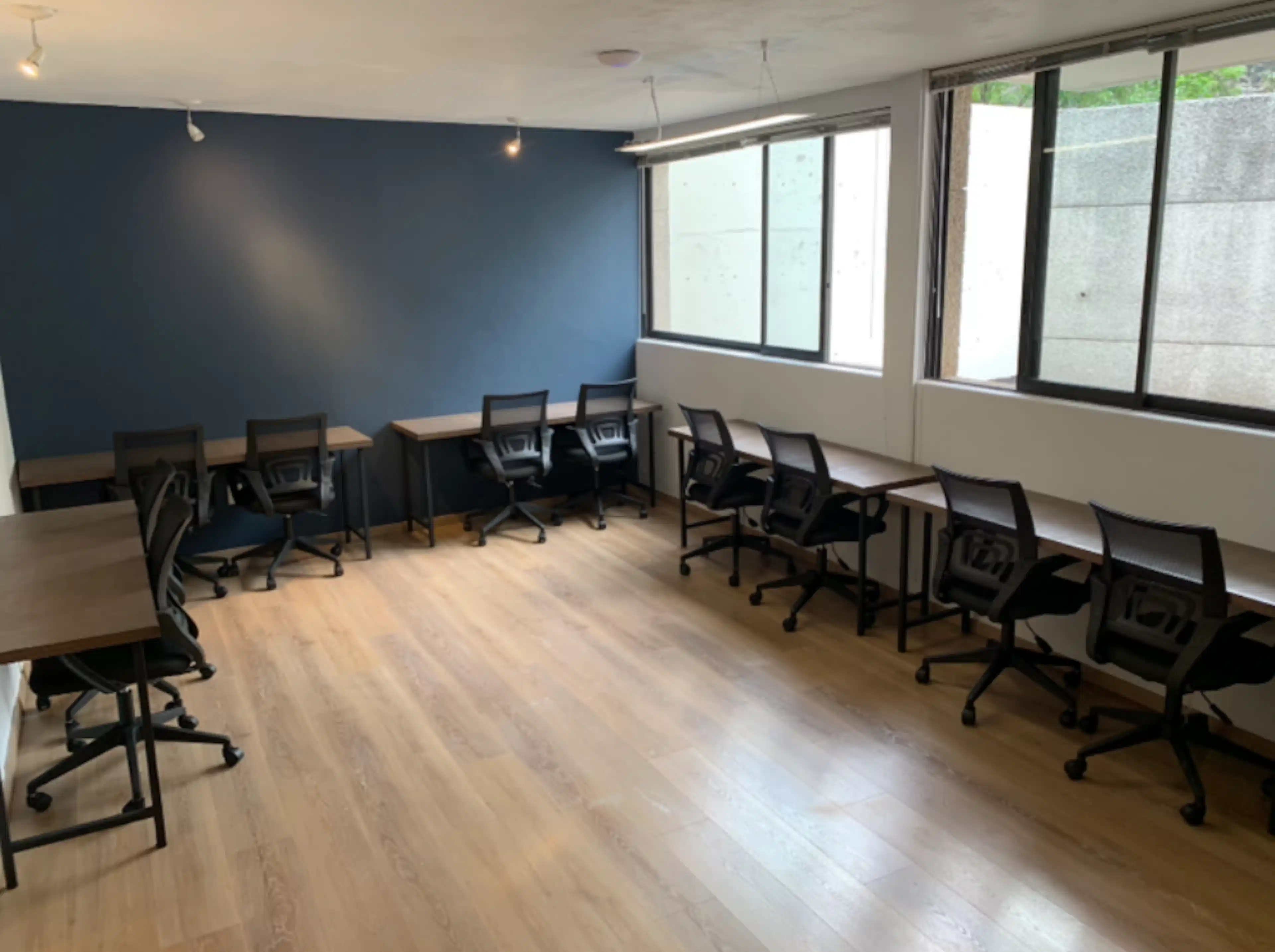 Oficina 33 - 3 Personas