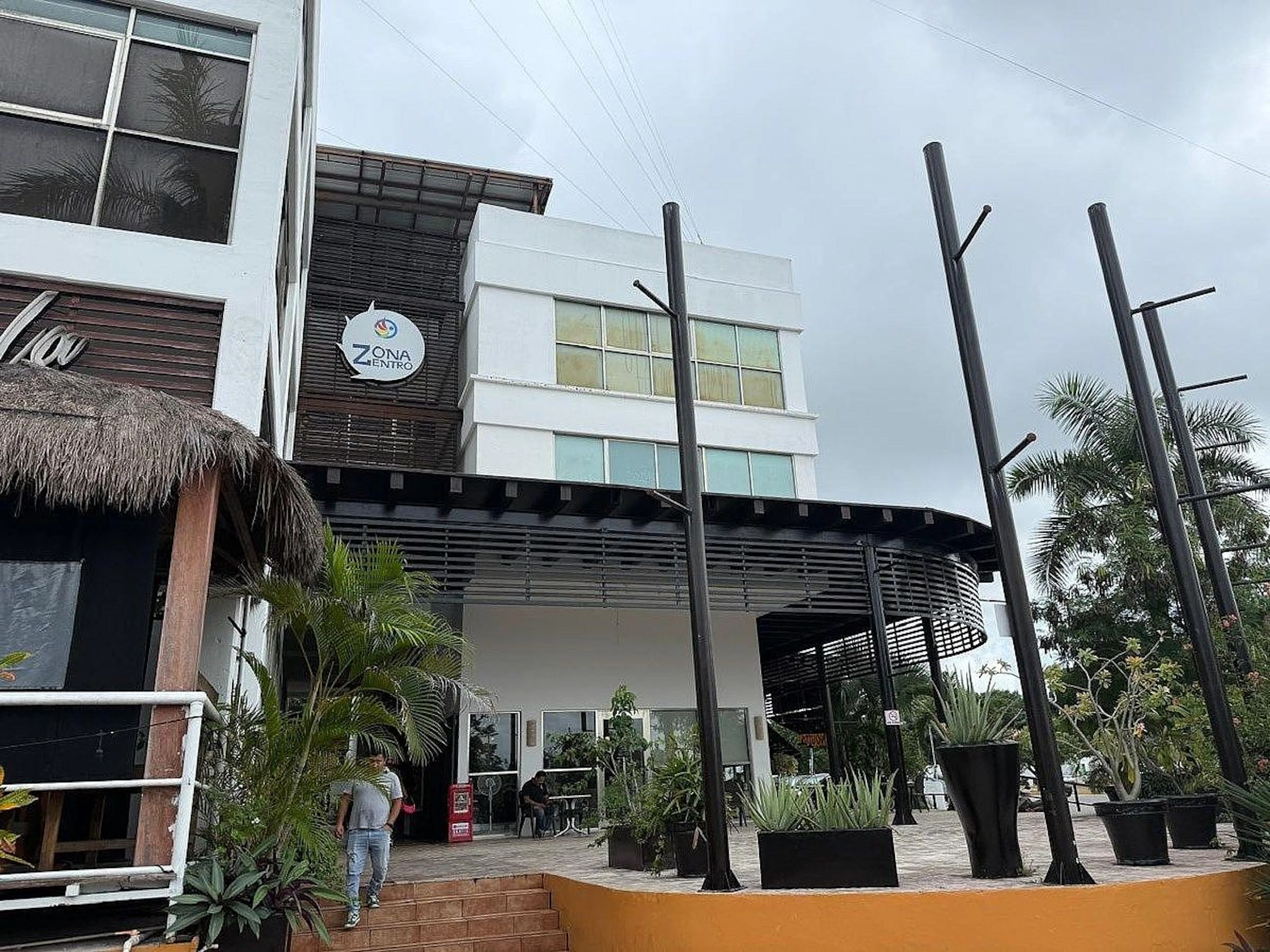 Local Comercial Spot2