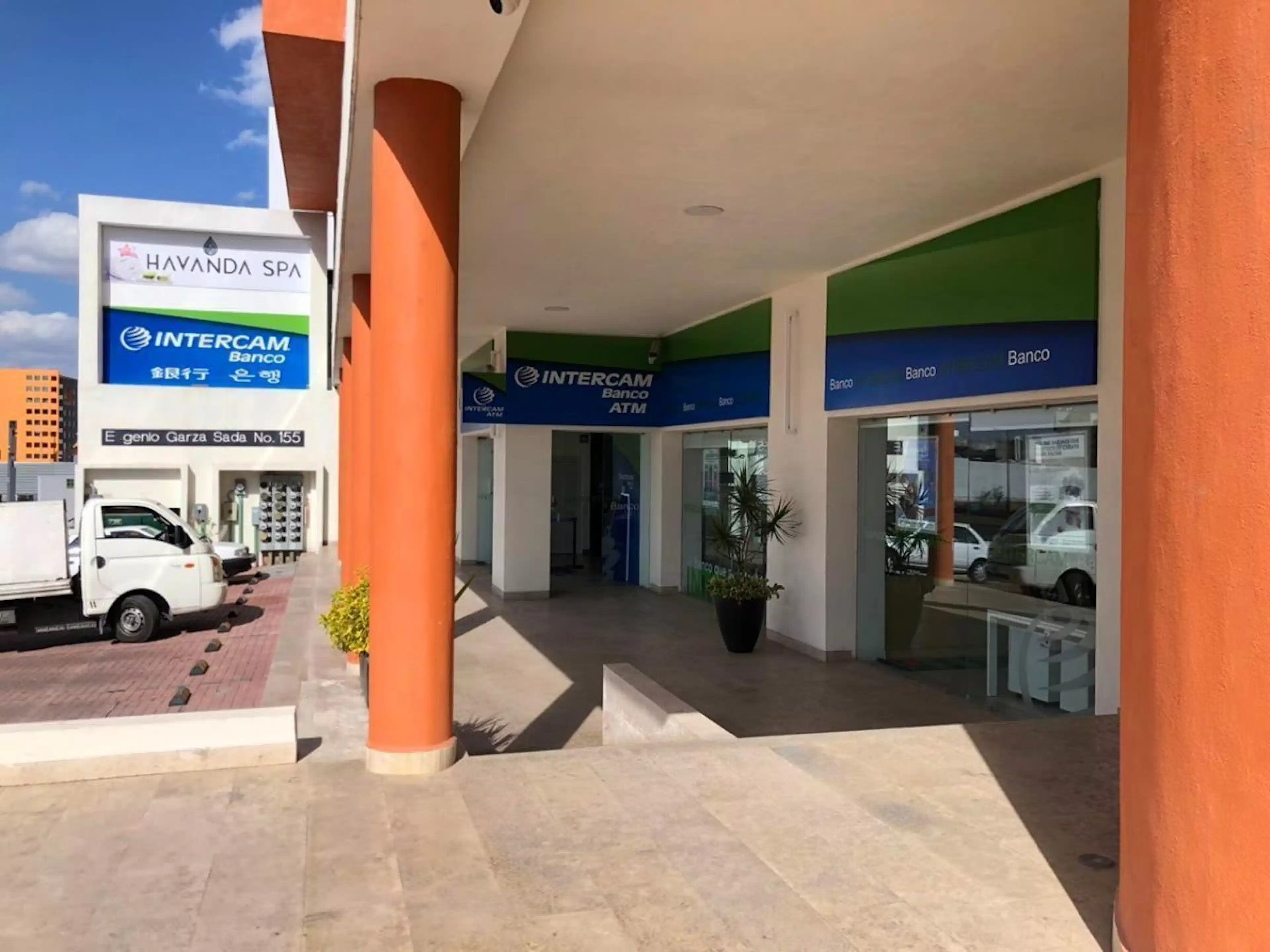Edificio Venta Lomas del Tecnológico, Av. Eugenio Garza Sada, CEV483403