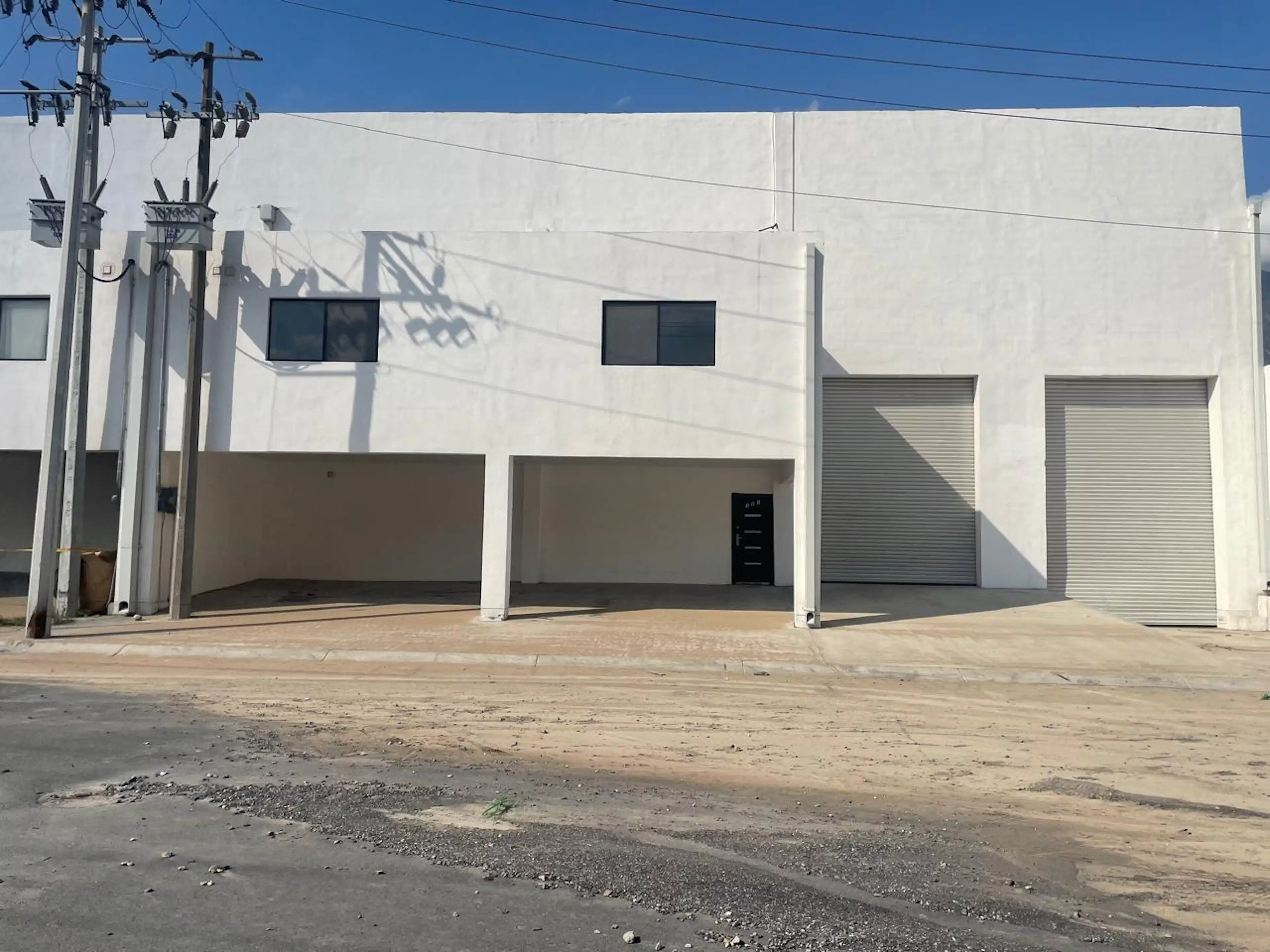 BODEGA INDUSTRIAL EN RENTA EN SANTA CATARINA, N.L. S/N