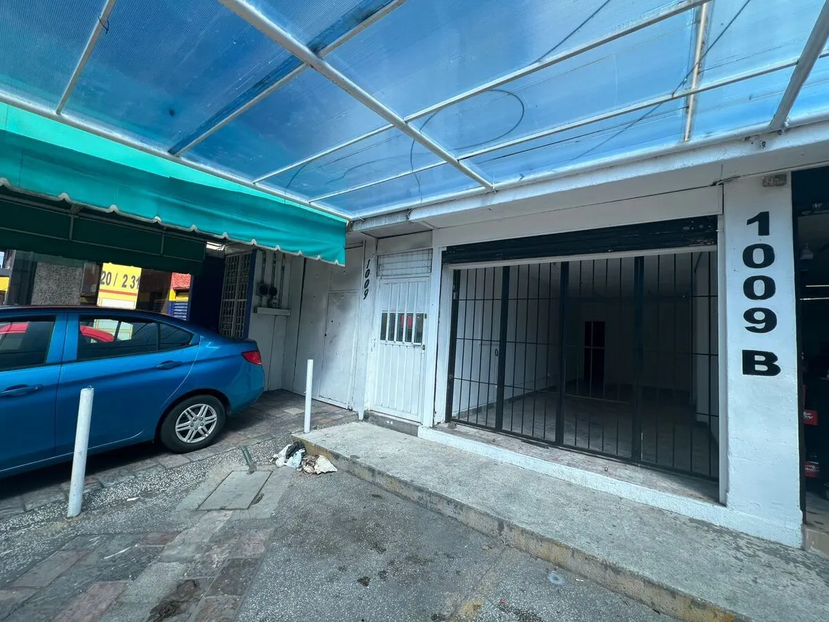Local Comercial Spot2