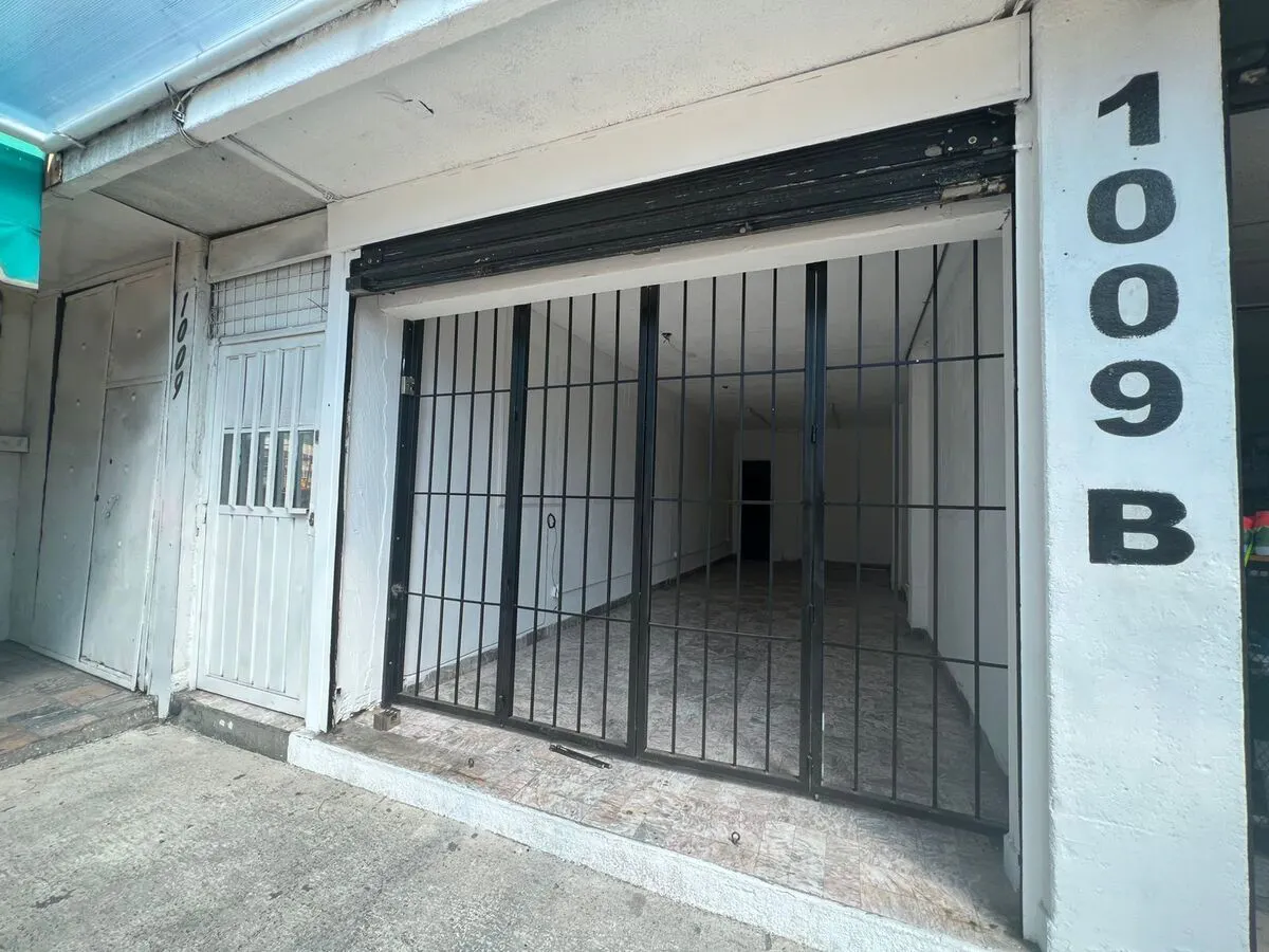 Local Comercial Spot2