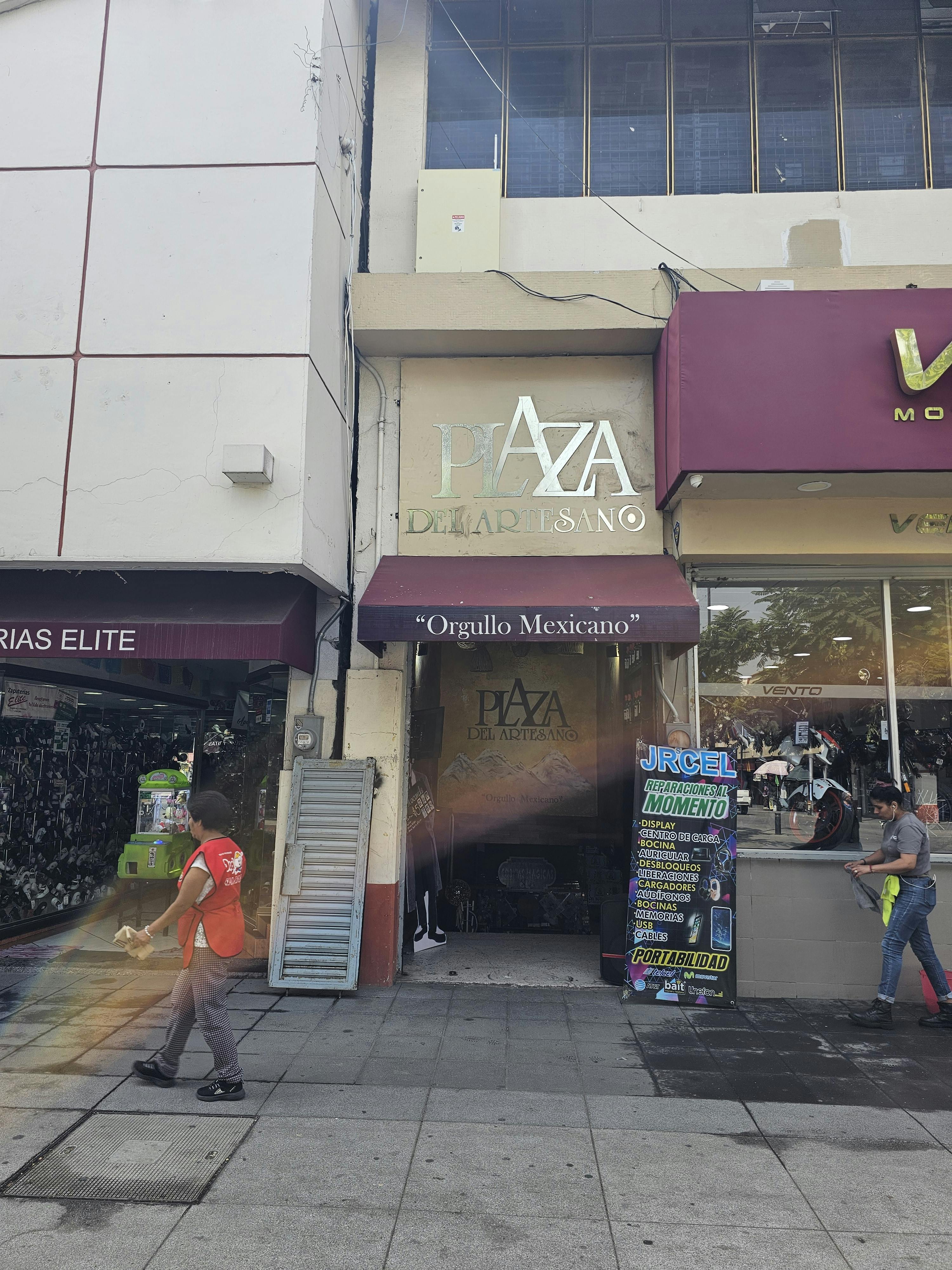 Local Comercial Spot2