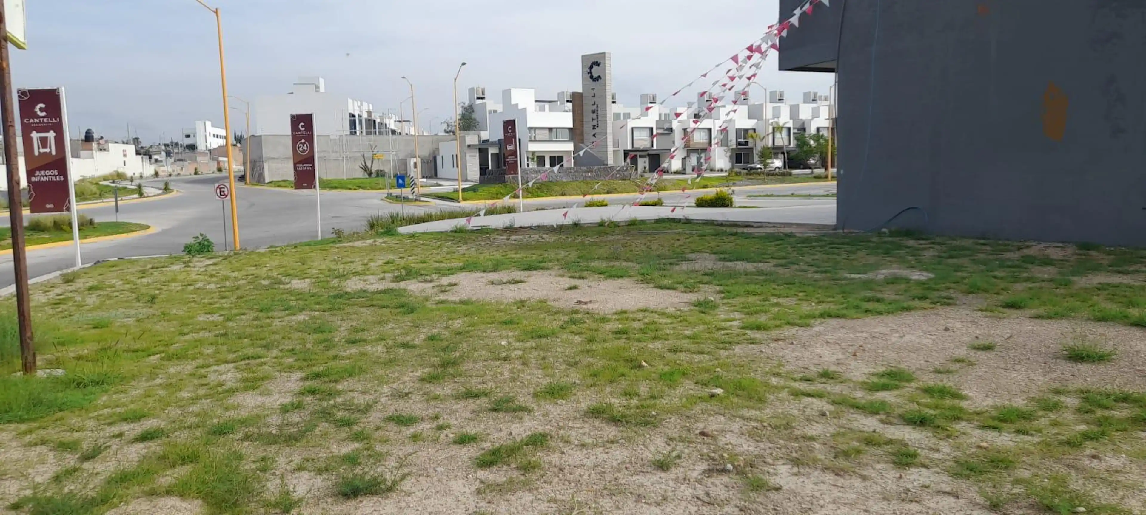 Terreno En Fraccionamiento	Cantelli Residencial