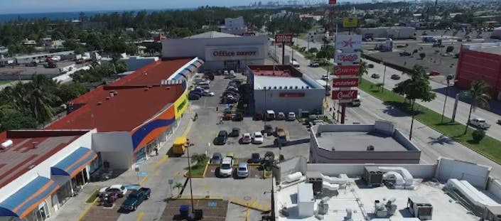 Local Comercial Spot2