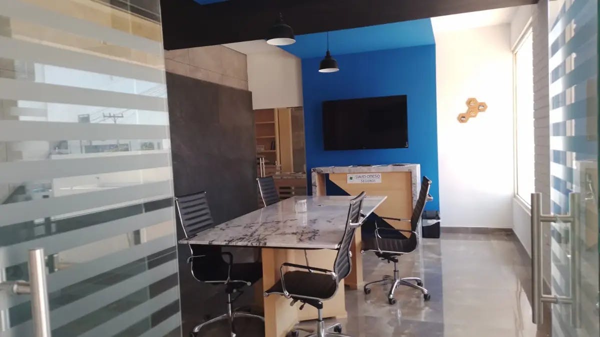 Local Comercial Spot2