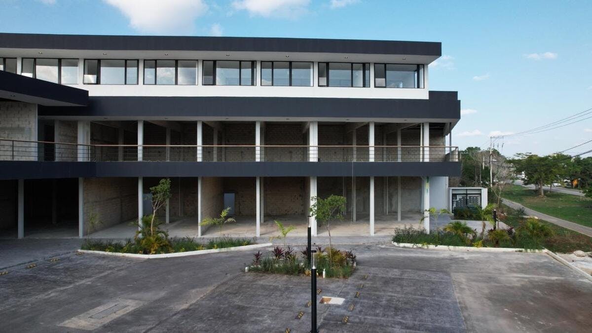 Local Comercial Spot2