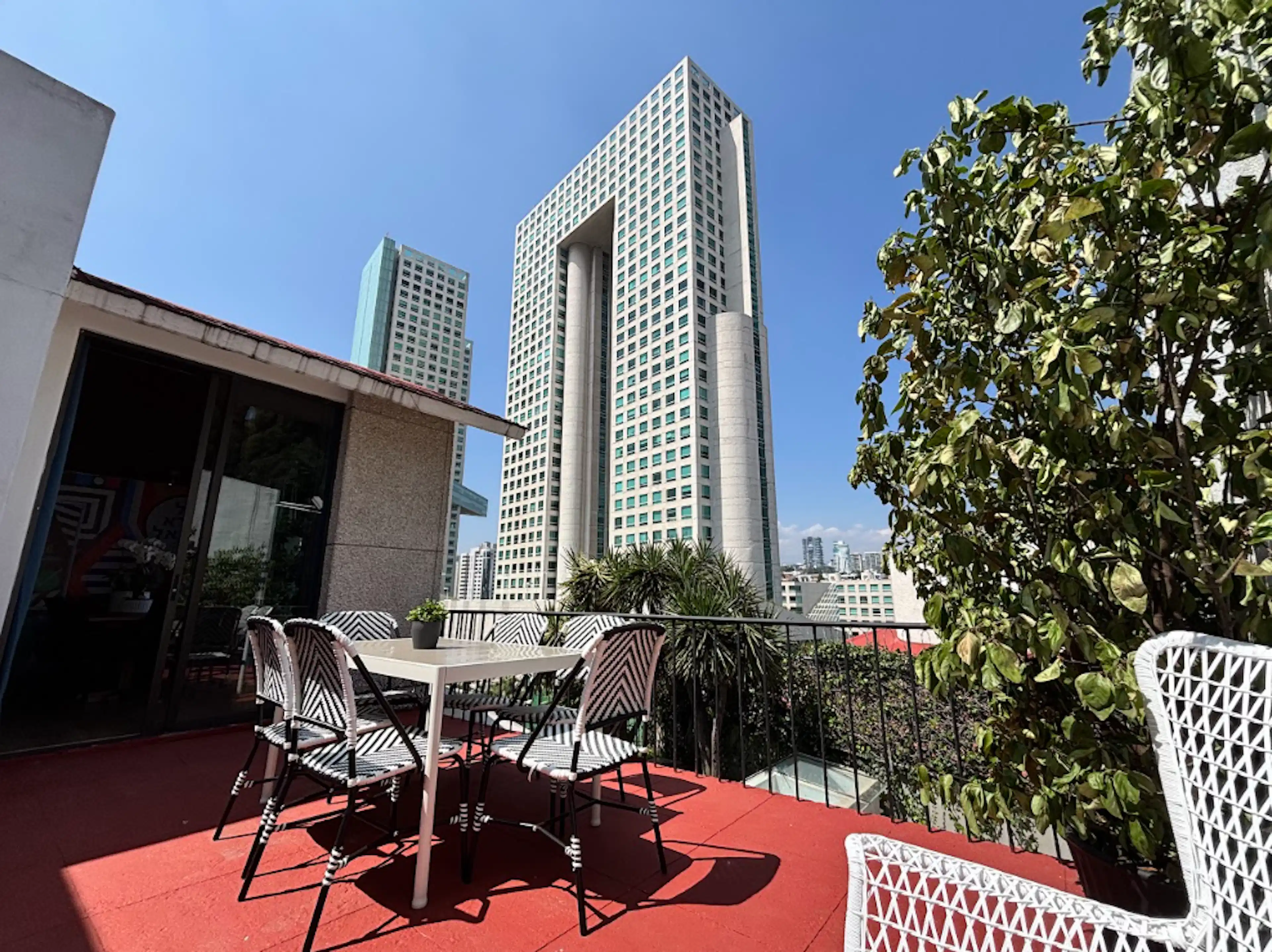 Oficina 10 - 6 Personas