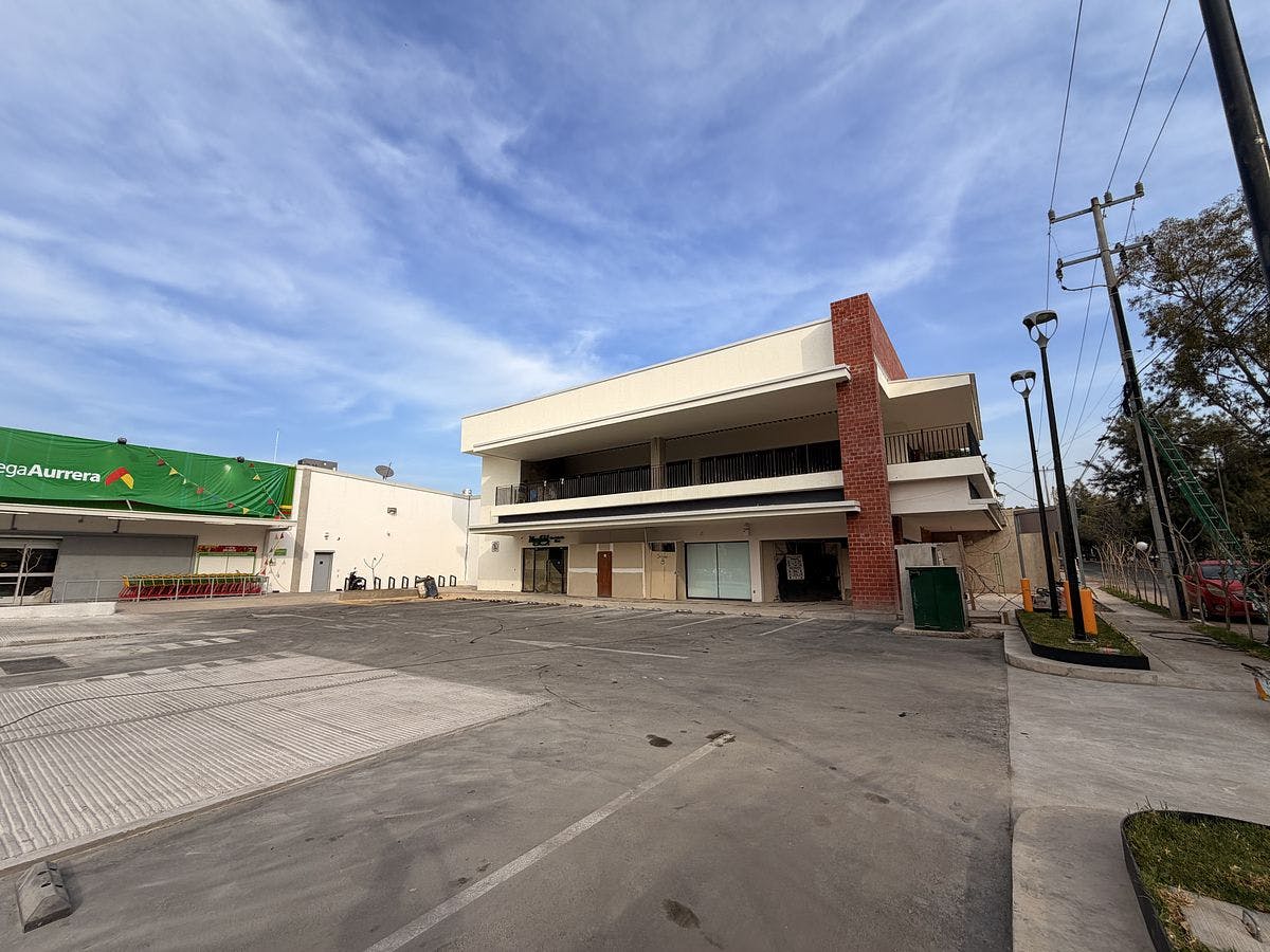 Local Comercial Spot2