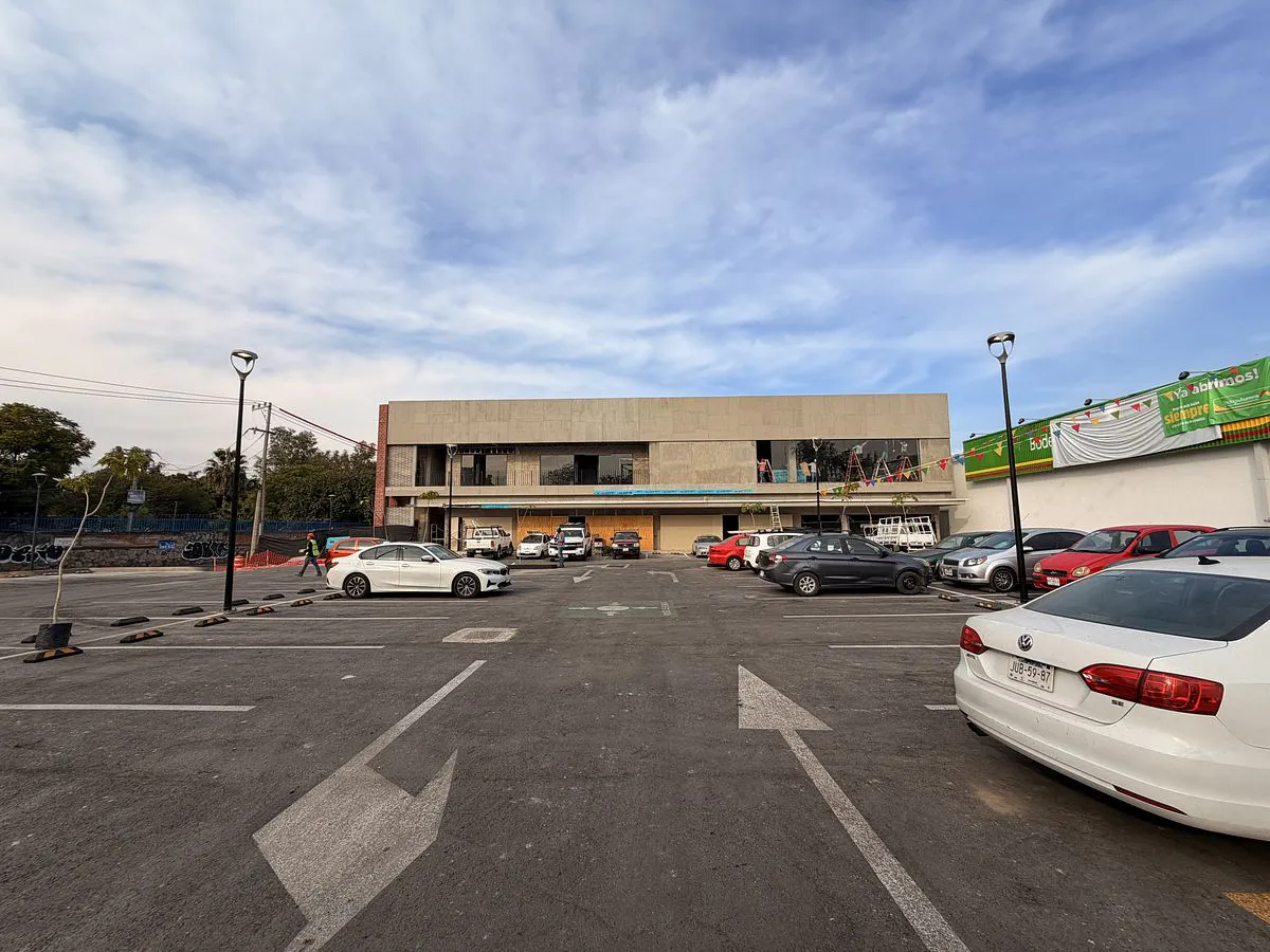 Local Comercial Spot2