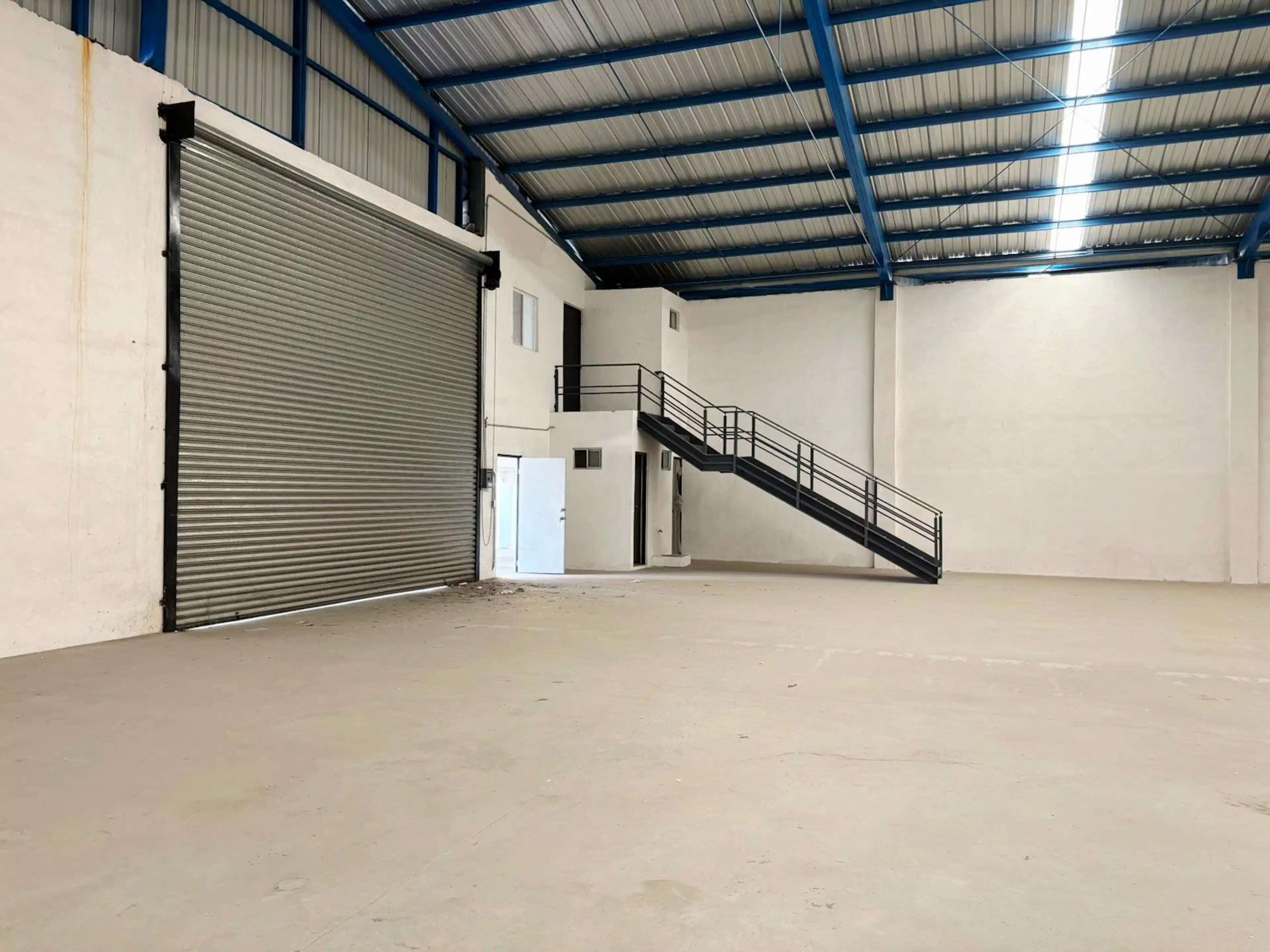 BODEGA EN RENTA DE 1382 METROS ESCOBEDO NUEVO LEON S/N