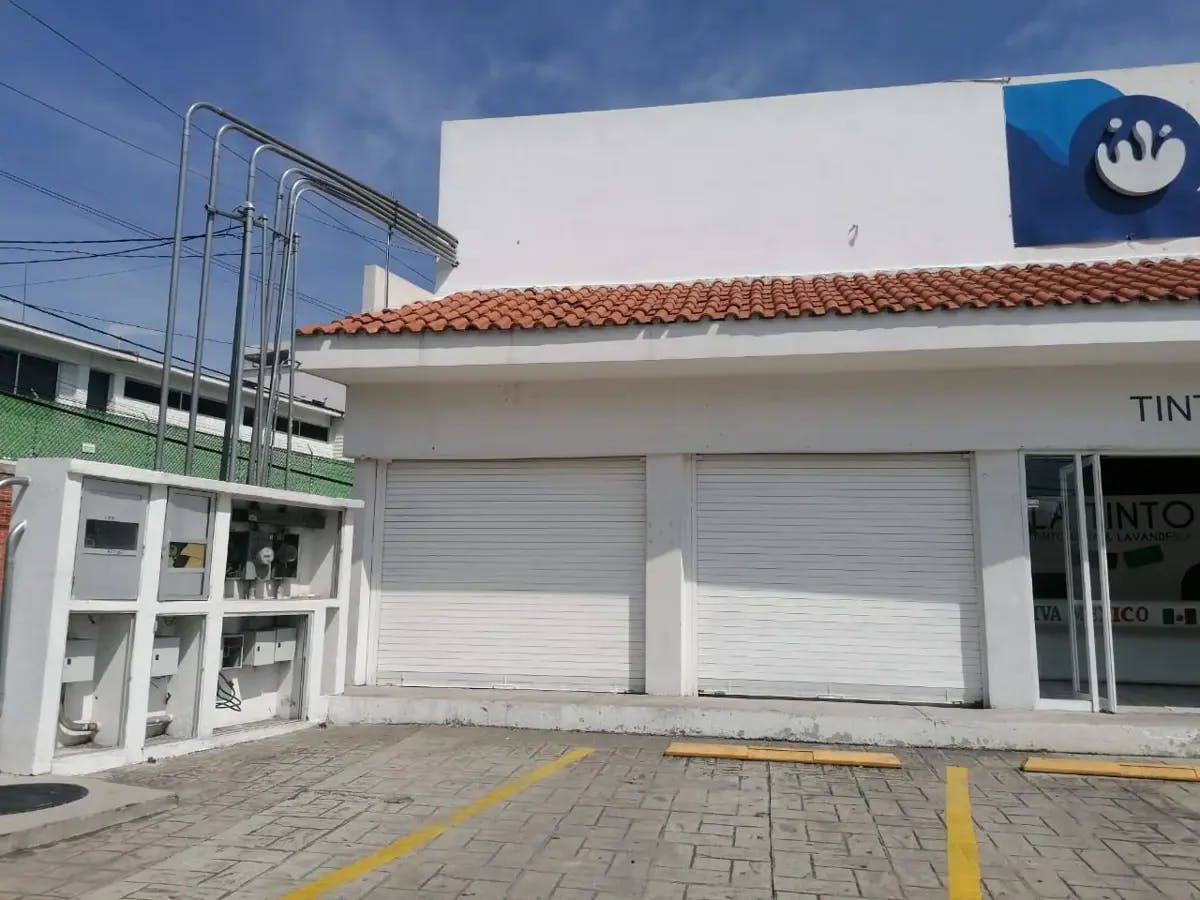 Local Comercial Spot2