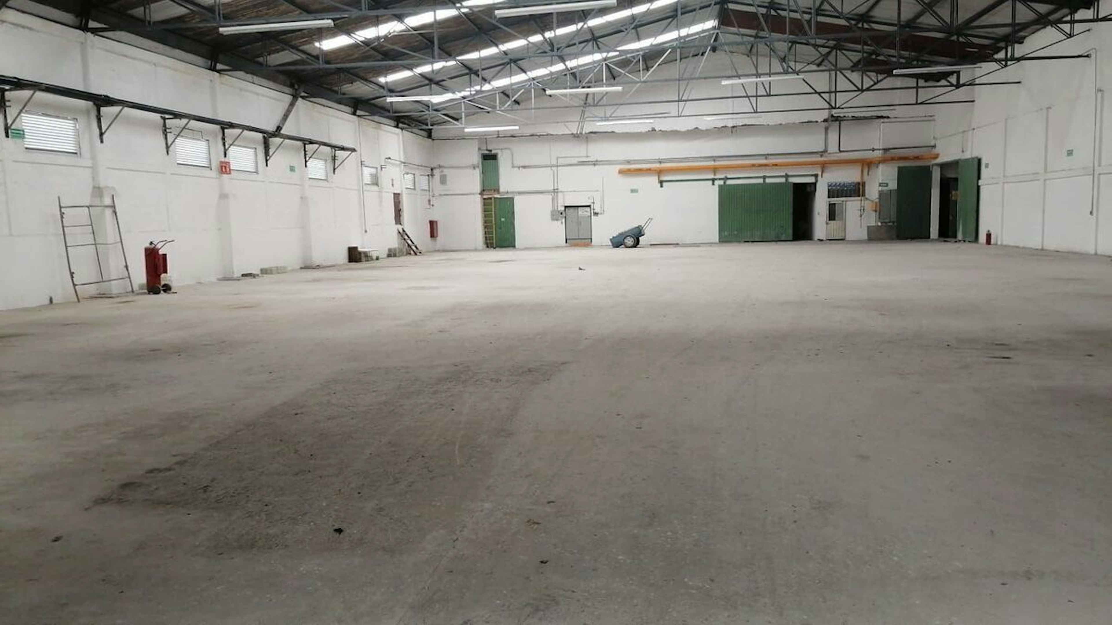 Avenida De La Industria