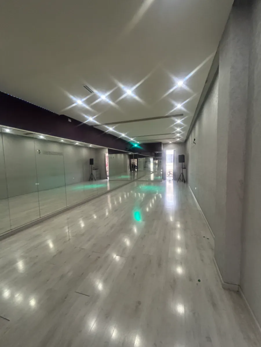 Local Comercial Spot2