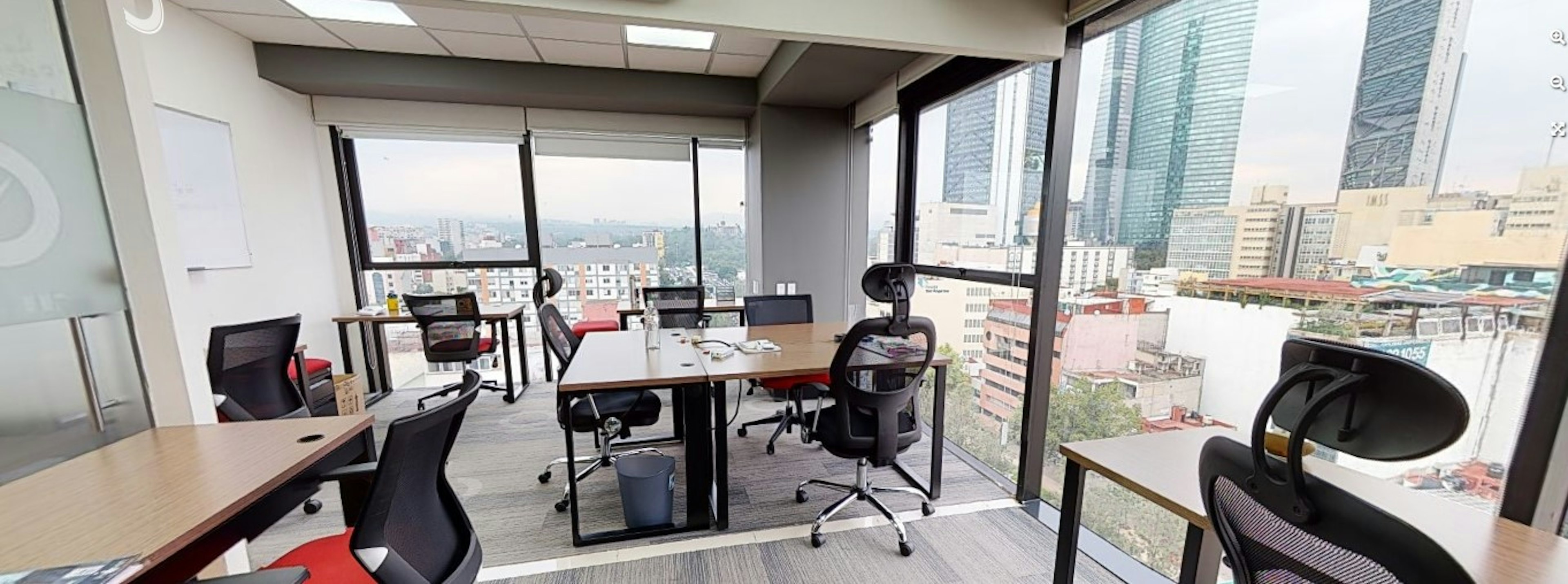 Colony Piso 12-photo