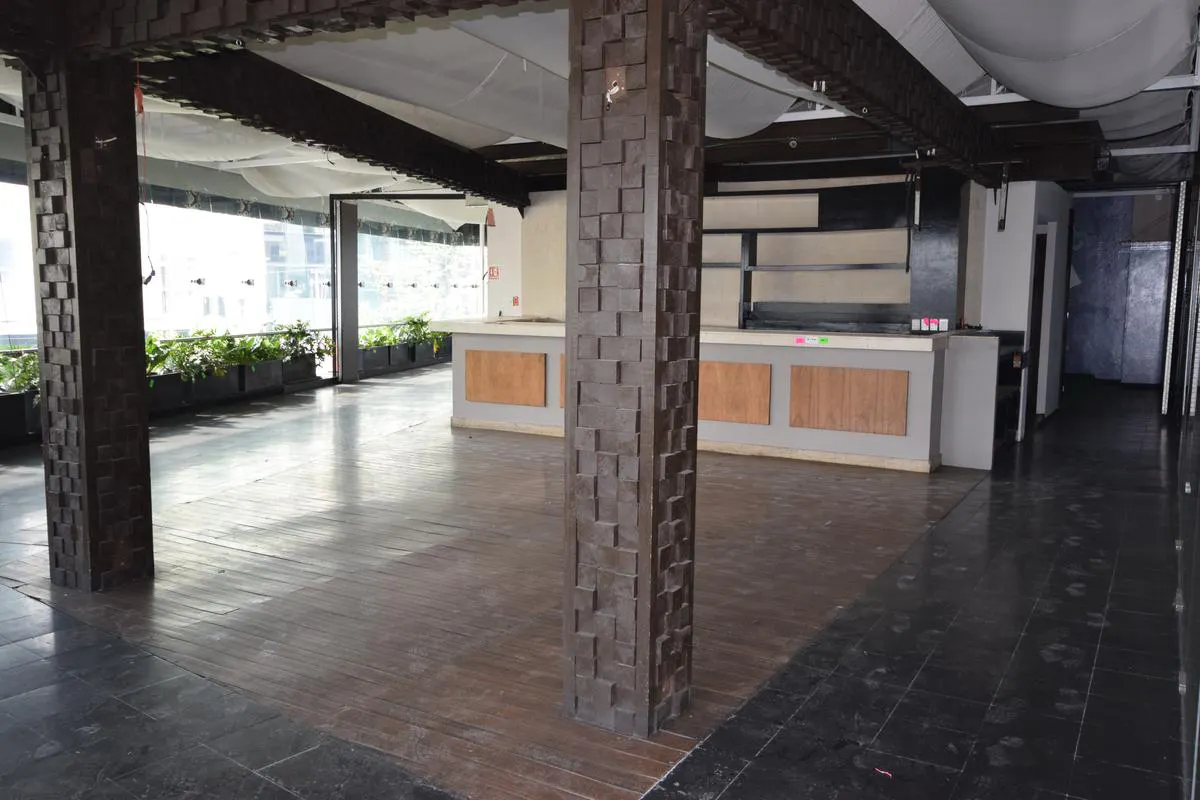 Local Comercial Spot2