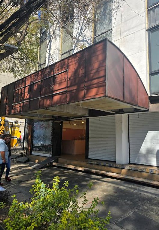 Local Comercial Spot2