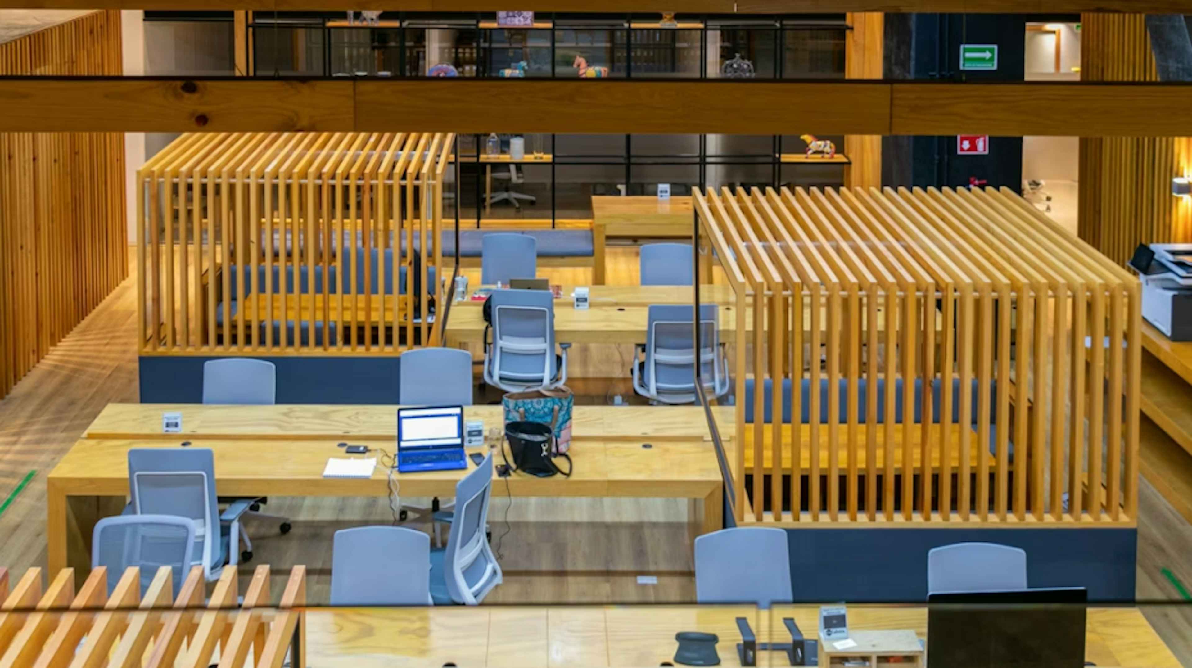 Oficina Para 6 Personas