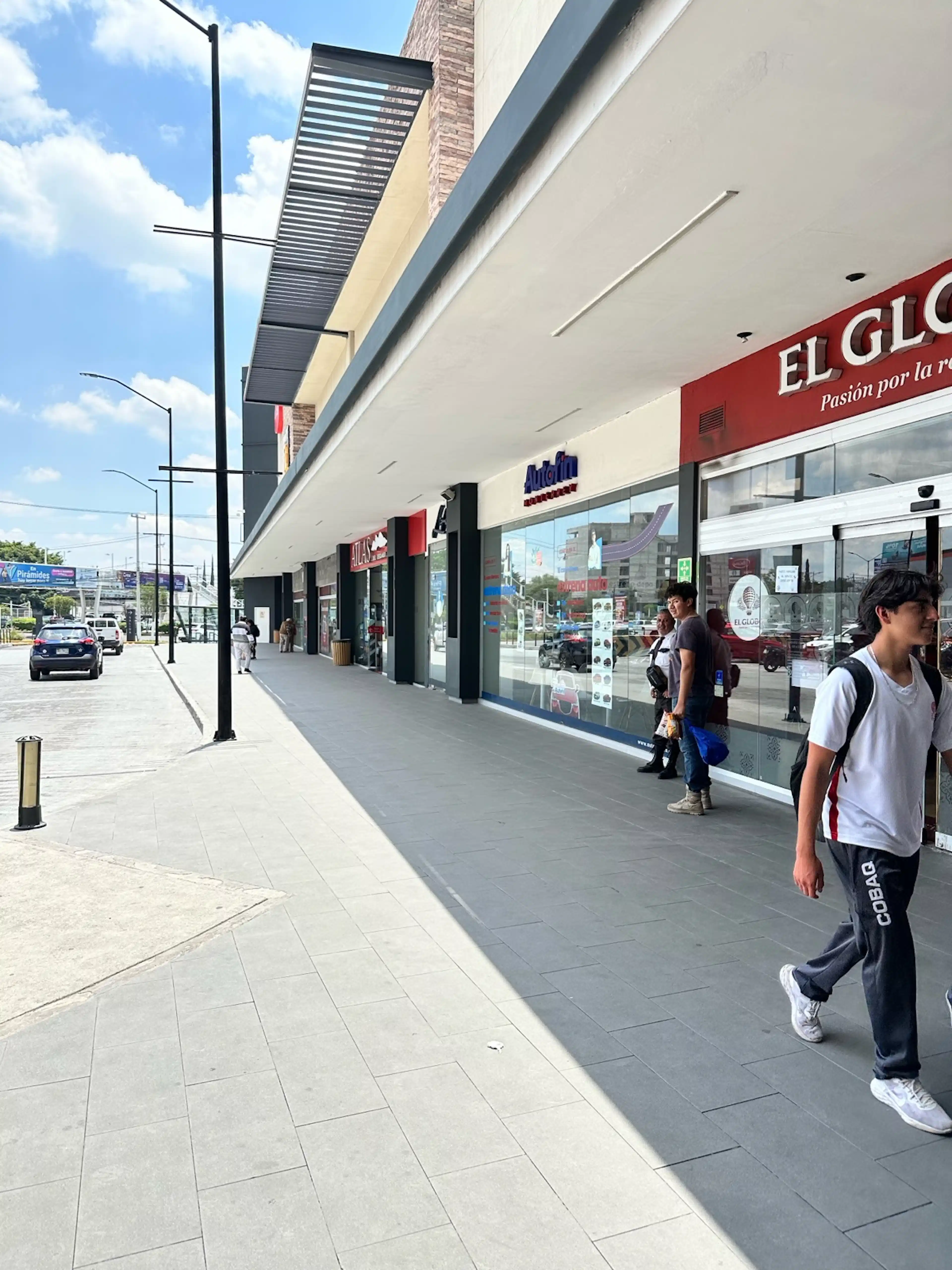 Constituyentes, Plaza Citadina S/N