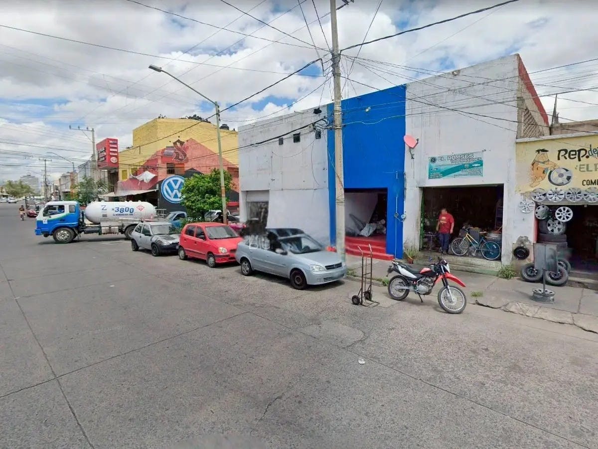 Local Comercial Spot2