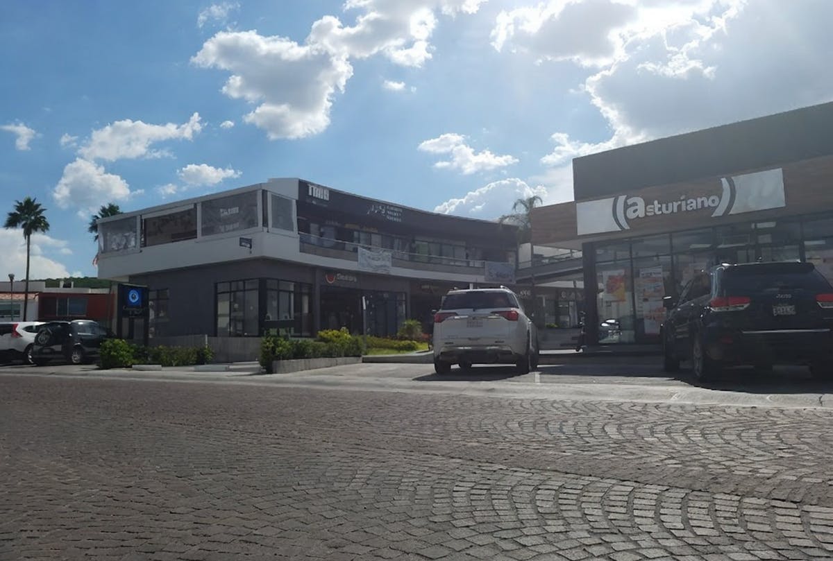 Local Comercial Spot2