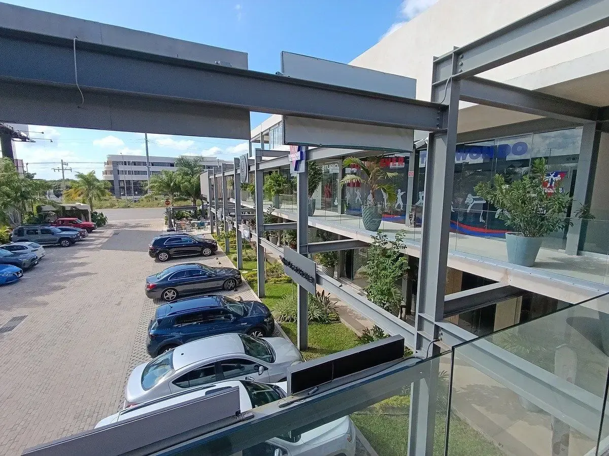 Local Comercial Spot2