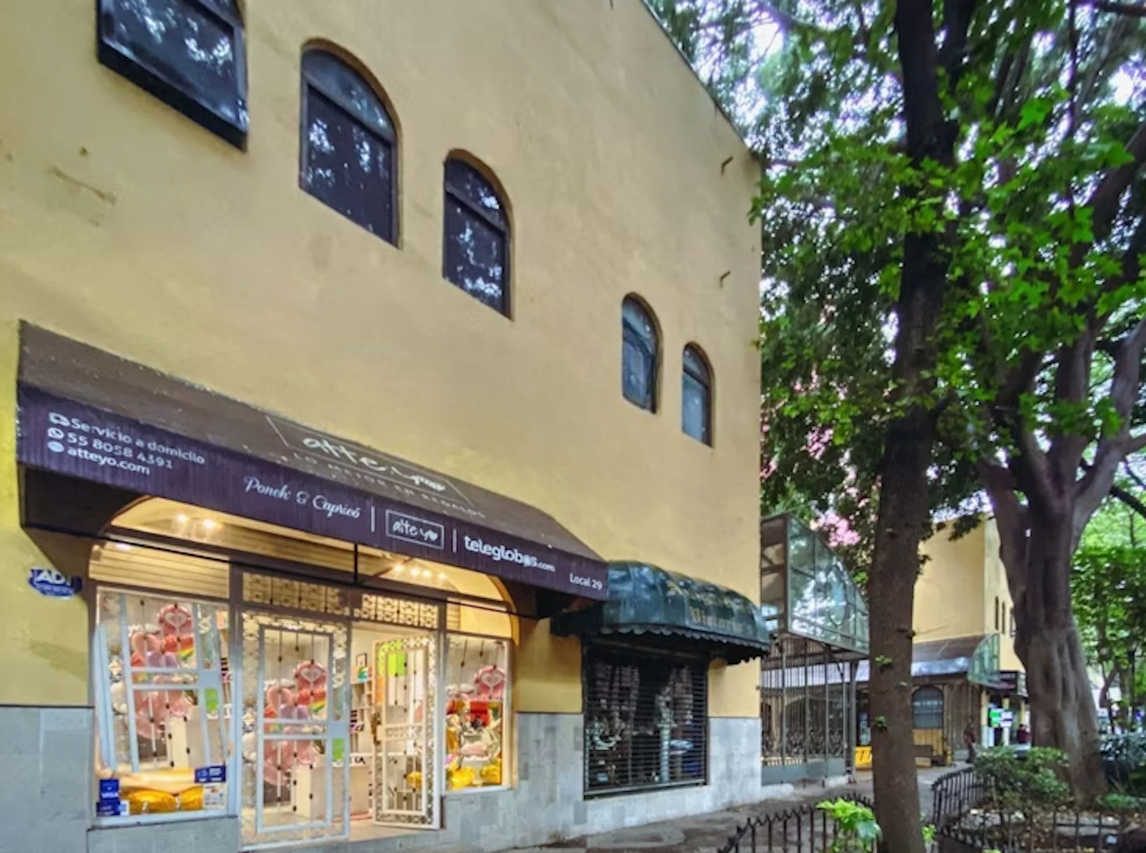 Local Comercial Spot2