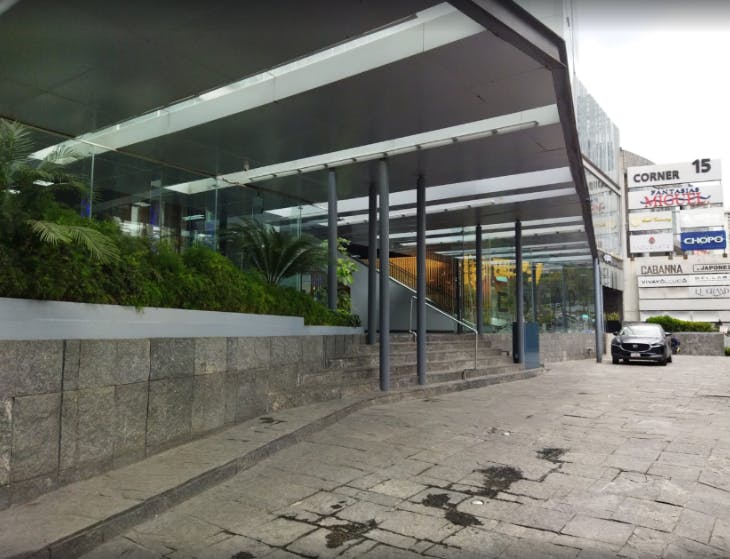 Local Comercial Spot2