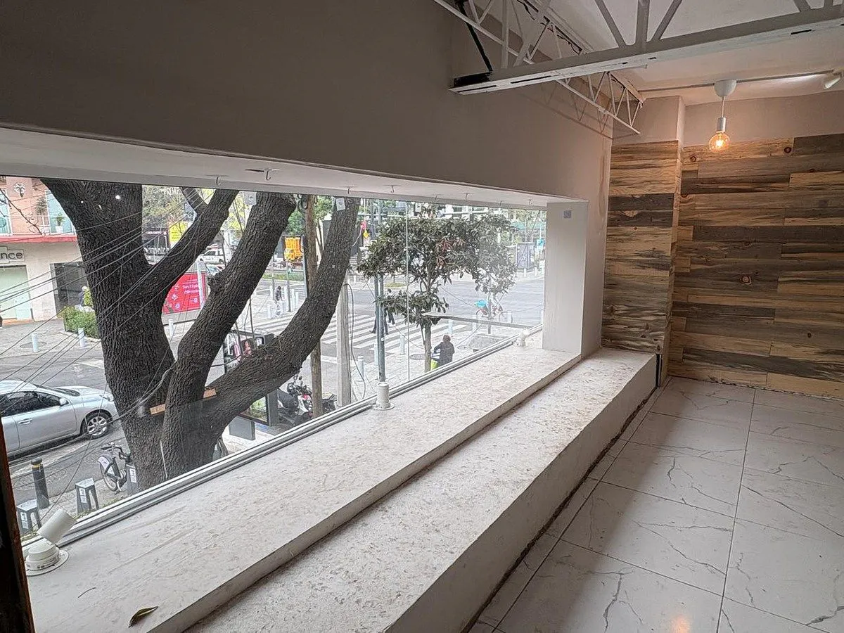 Local Comercial Spot2