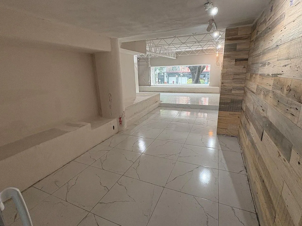 Local Comercial Spot2